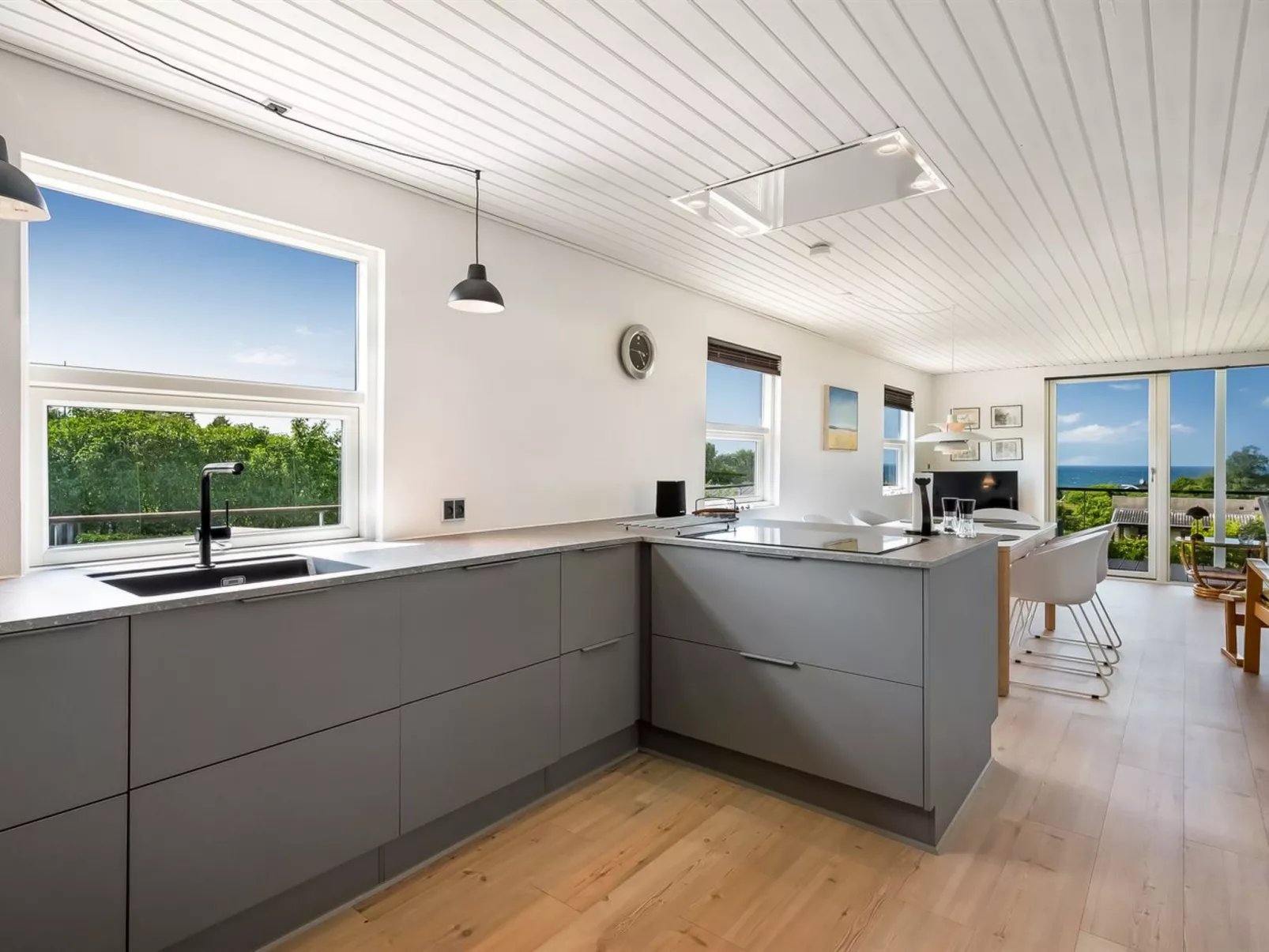 "Akira" - 250m from the sea