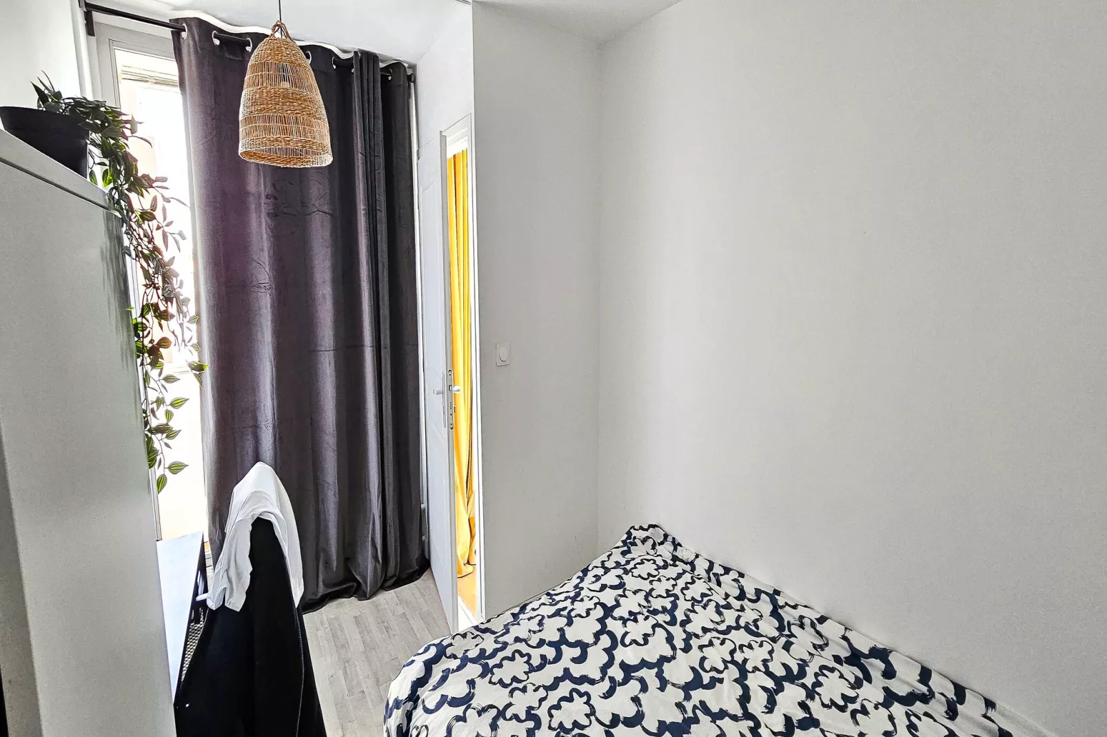 JB-5-LECACHE-CHESTER-5