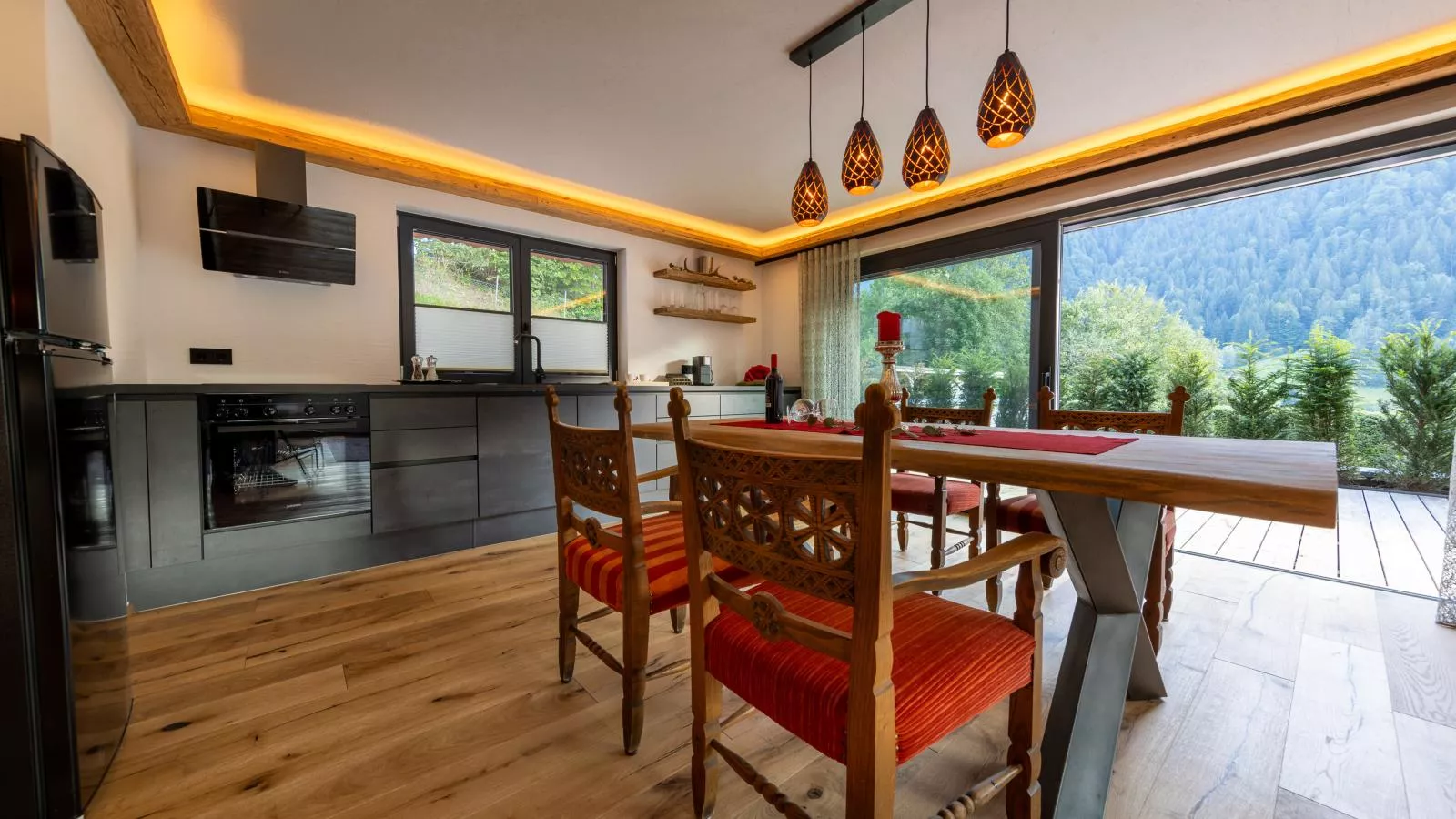 City Hide-Away Hahnenkamm Top 1