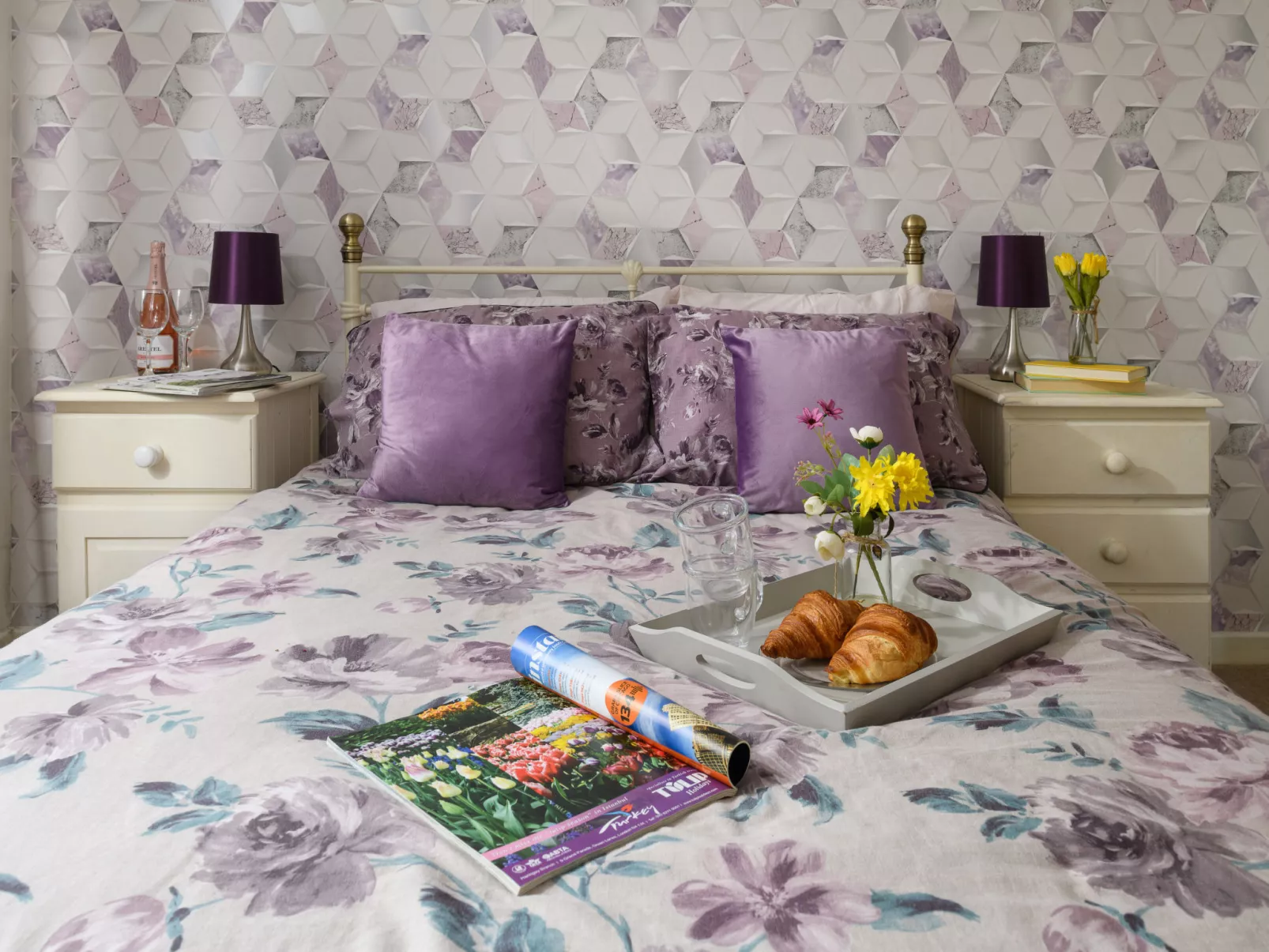 Golygfa o'r Castell - Castle Views