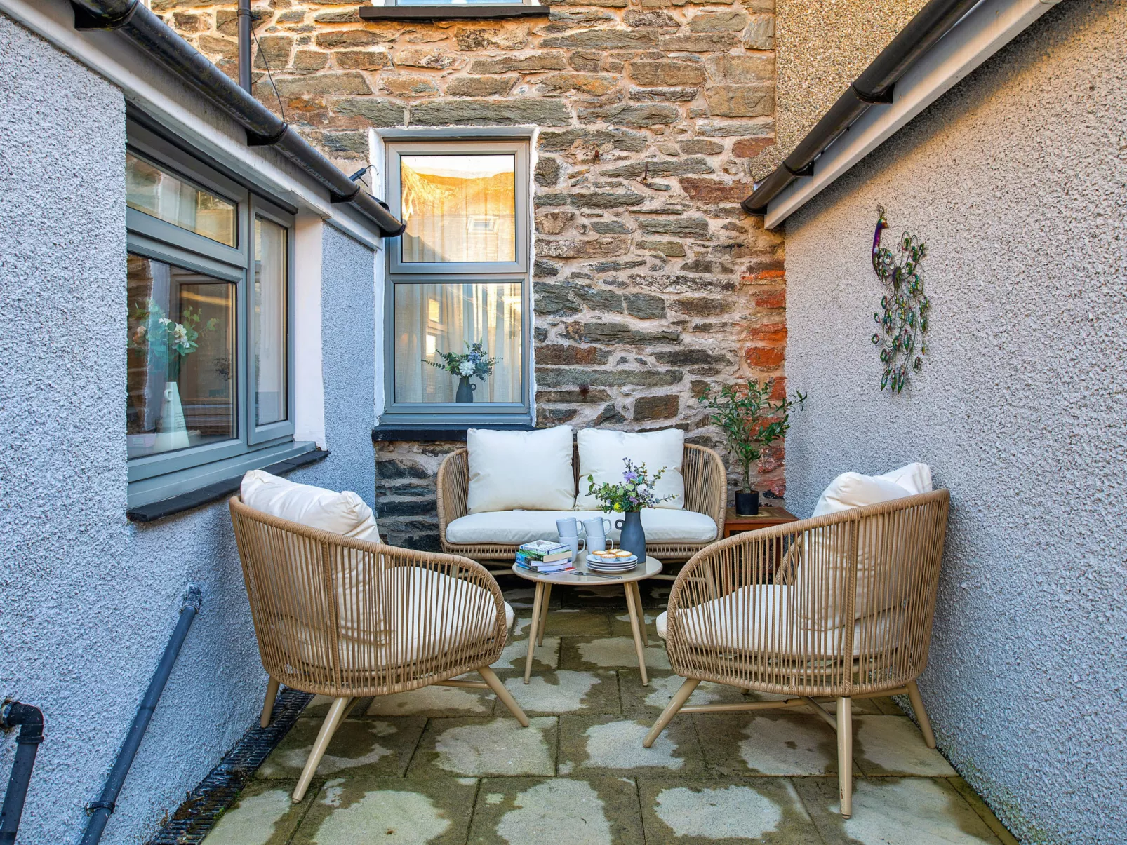 Bwthyn Llechi (Slate Cottage)