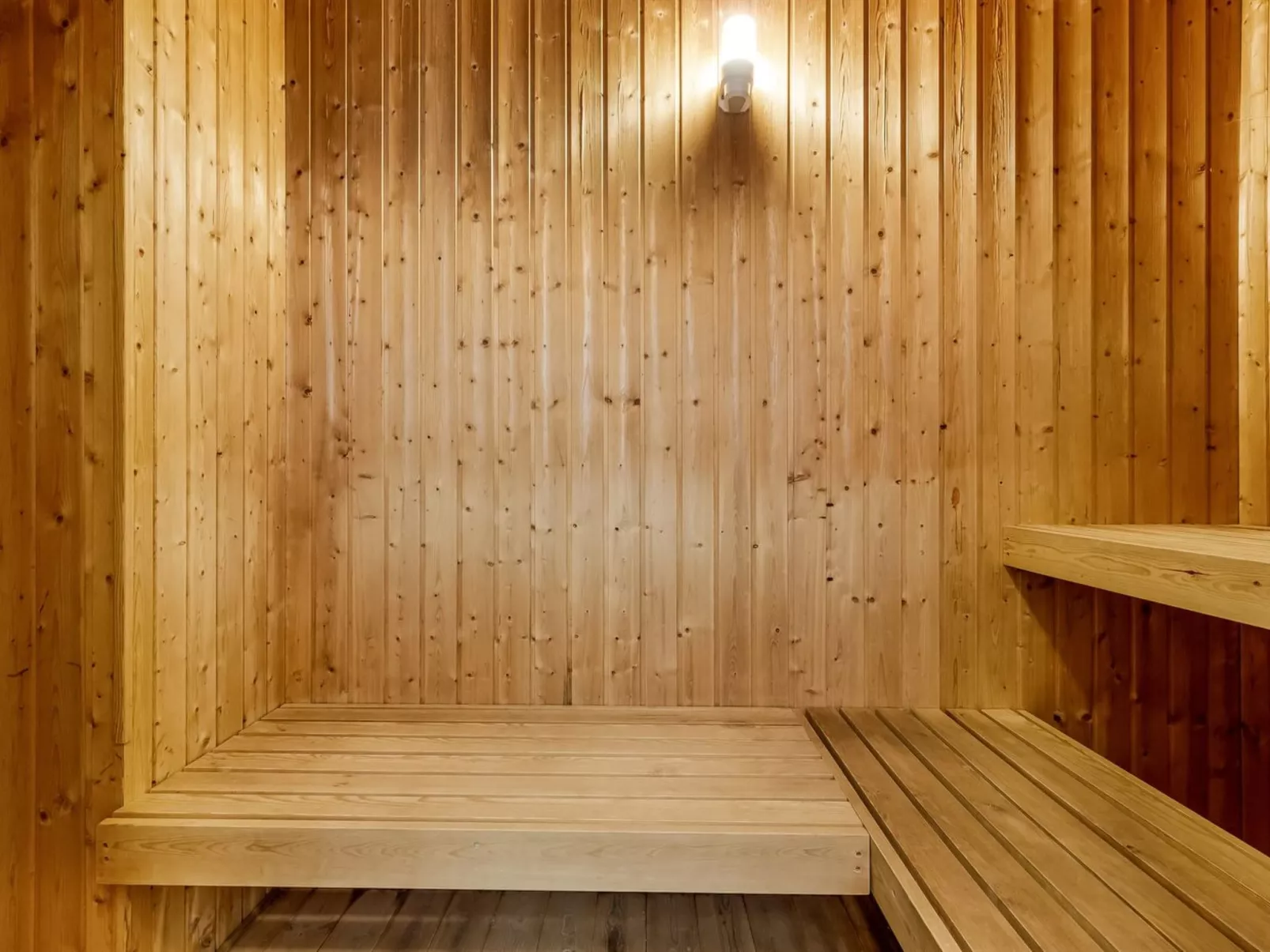 "Mainio" - 800m from the sea