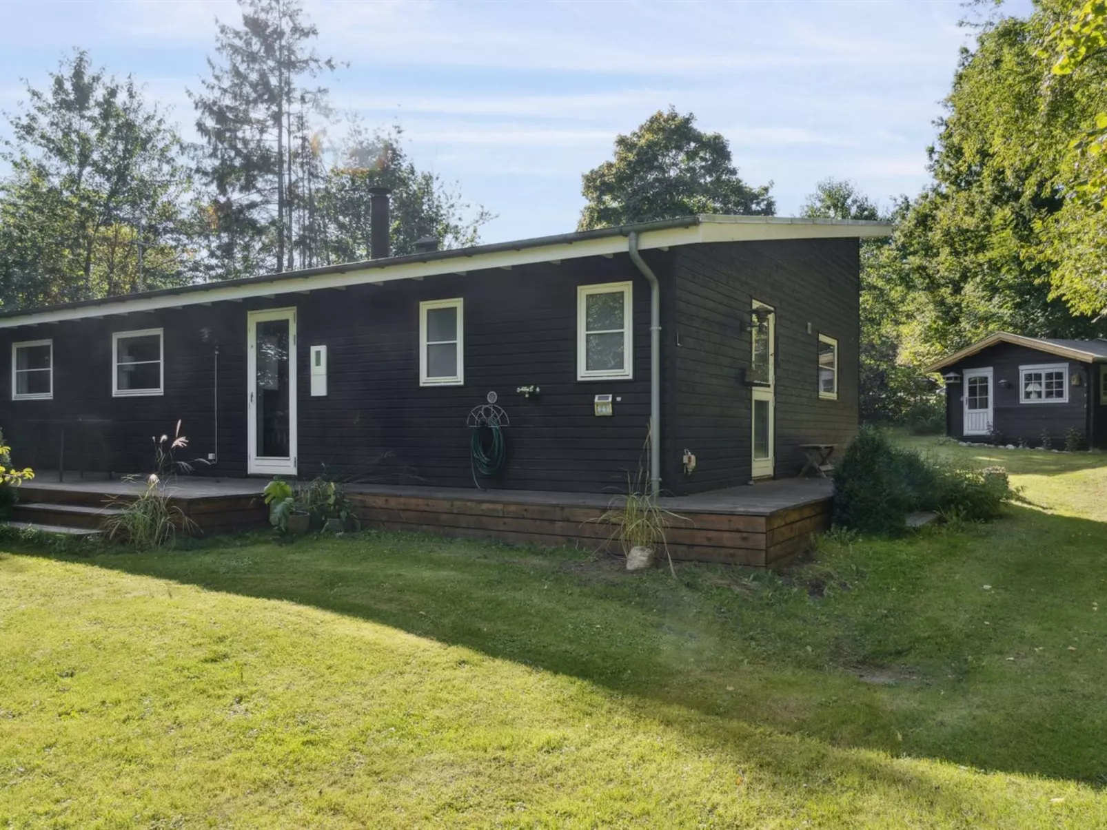 "Erikke" - 575m from the sea