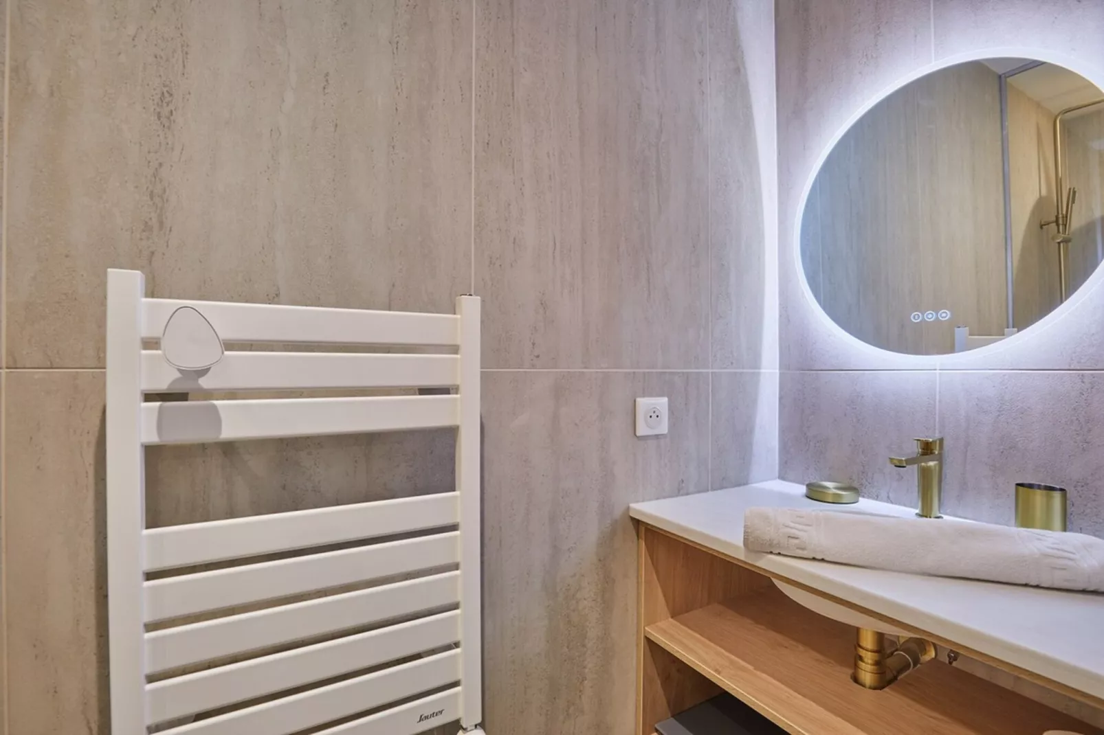 BELLEVILLE 2 NOUVEAU