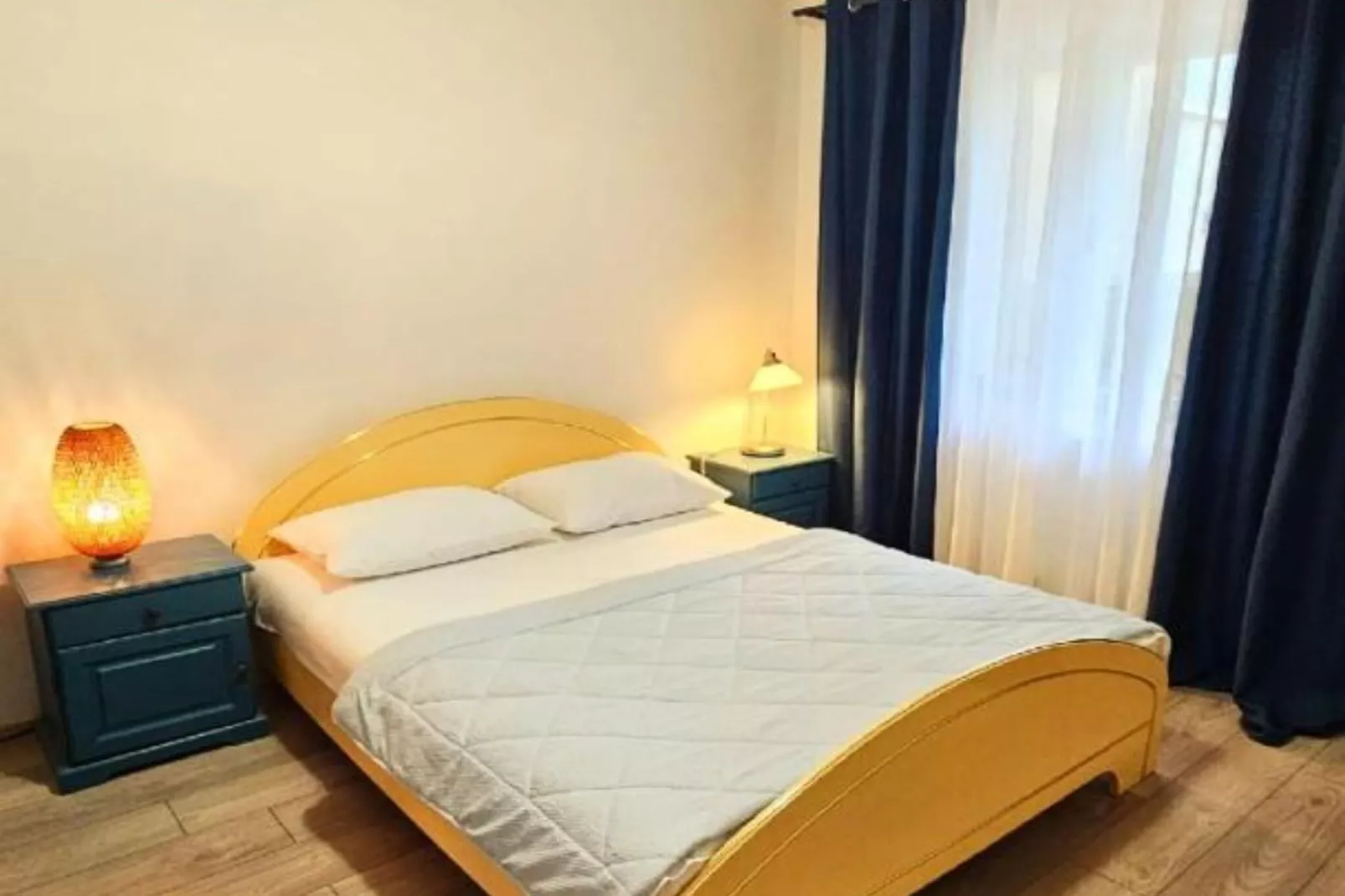 George Central Apartment - Two Bedroom Apartment with Park View