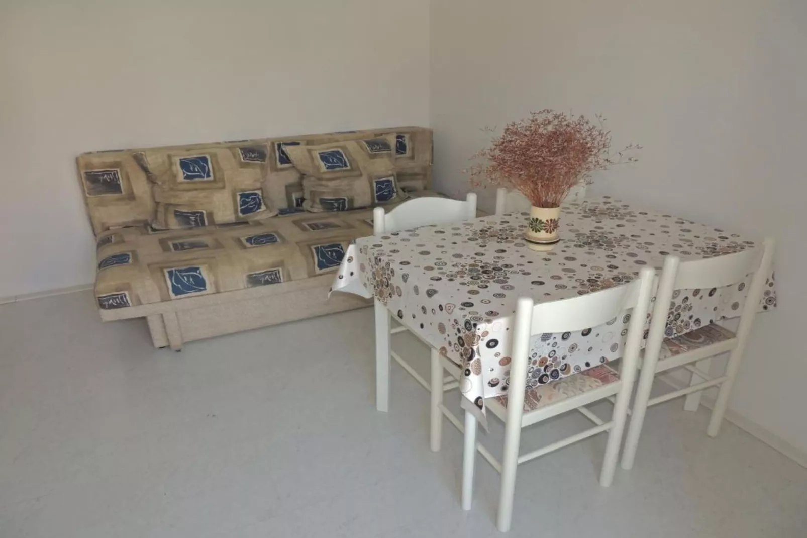 One Bedroom Apartment (A1)