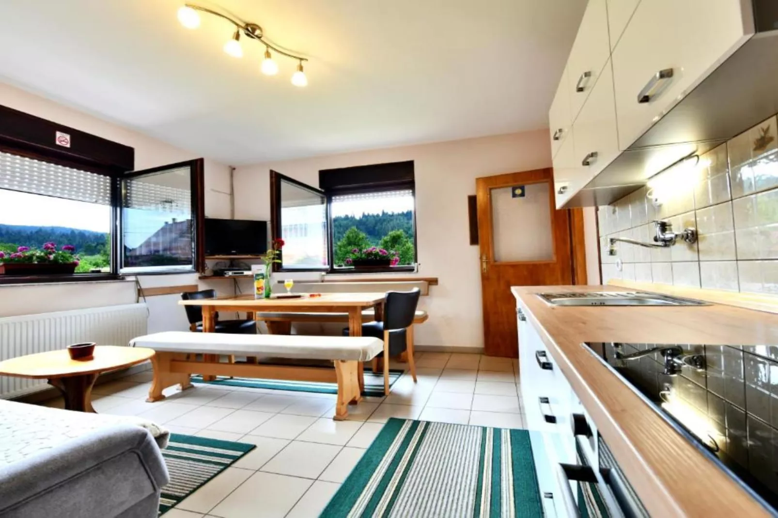 Holiday Apartment Vuković - Three Bedroom Holiday Home With Terrace