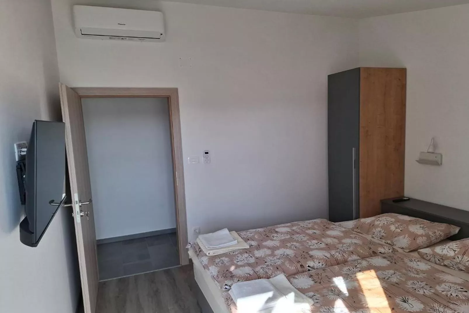 Rab Diving Mirko - Two Bedroom Apartment with Sea View (5A)