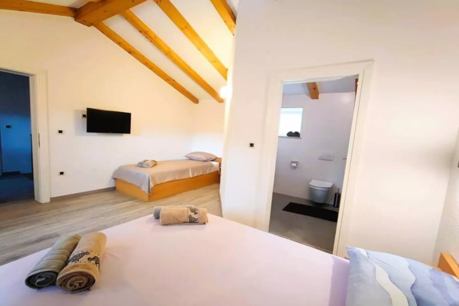 Villa Galant Brgudac - Private Oasis with Pool