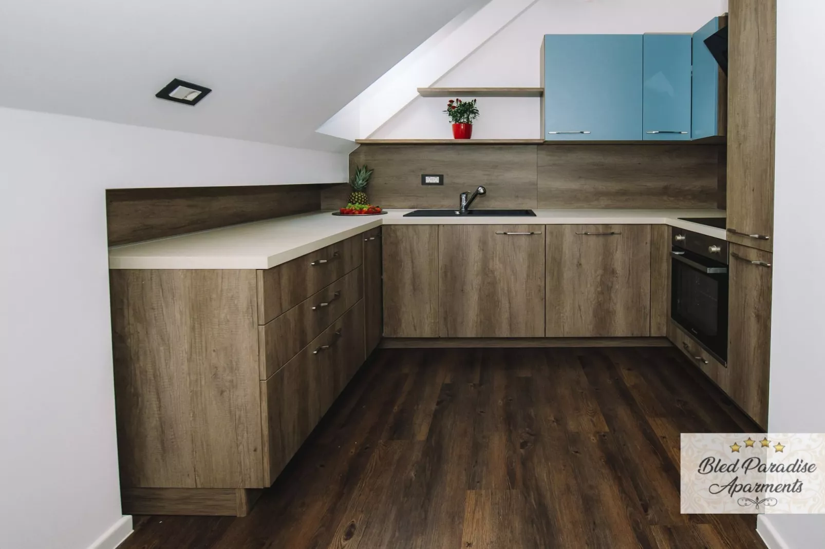 Bled Prestigious and Stylish Apartments - Two Bedroom Apartment with Balcony (owner 5)