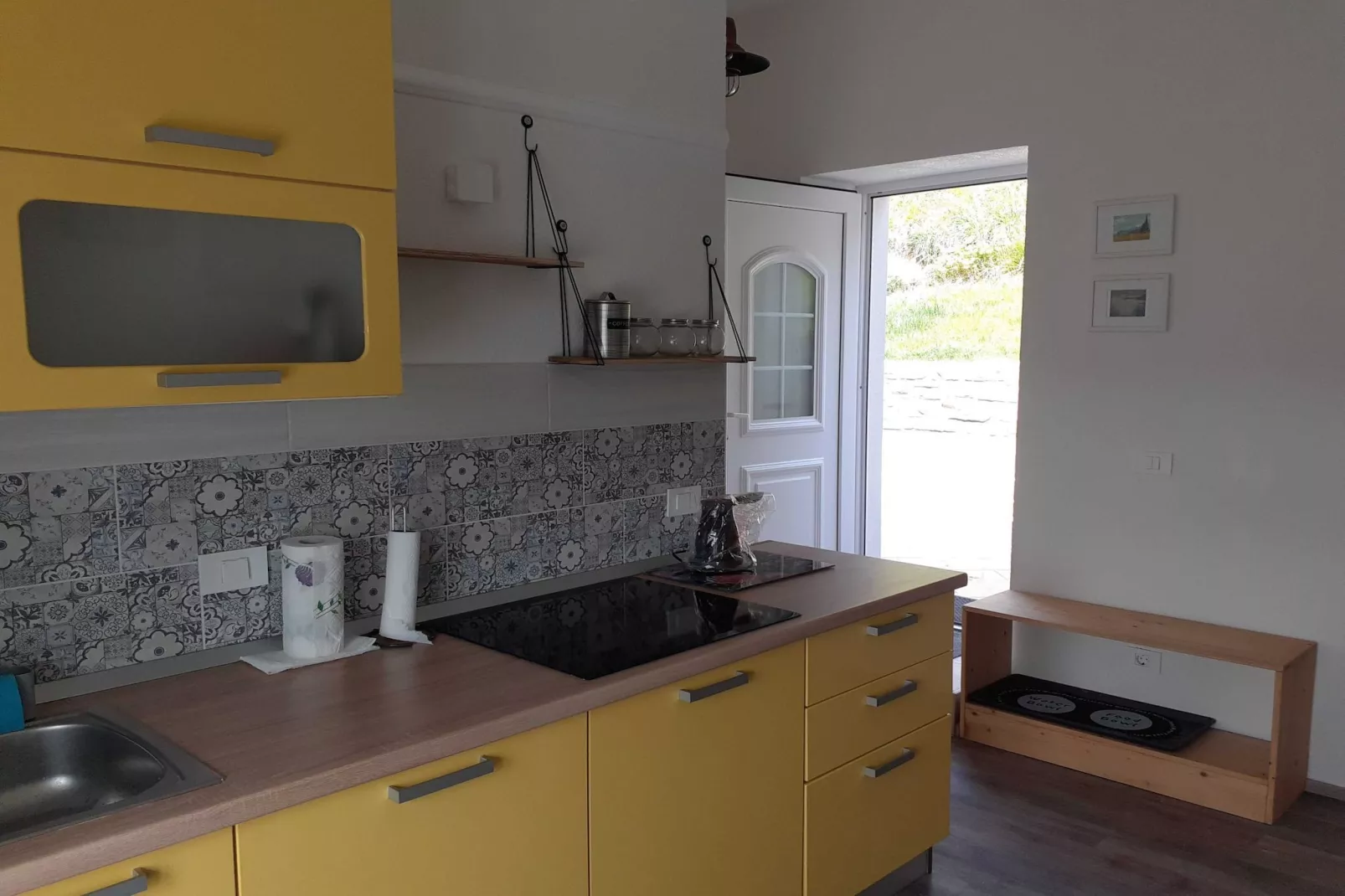 Secluded Authentic Apartment with Terrace - Studio Apartment with Terrace