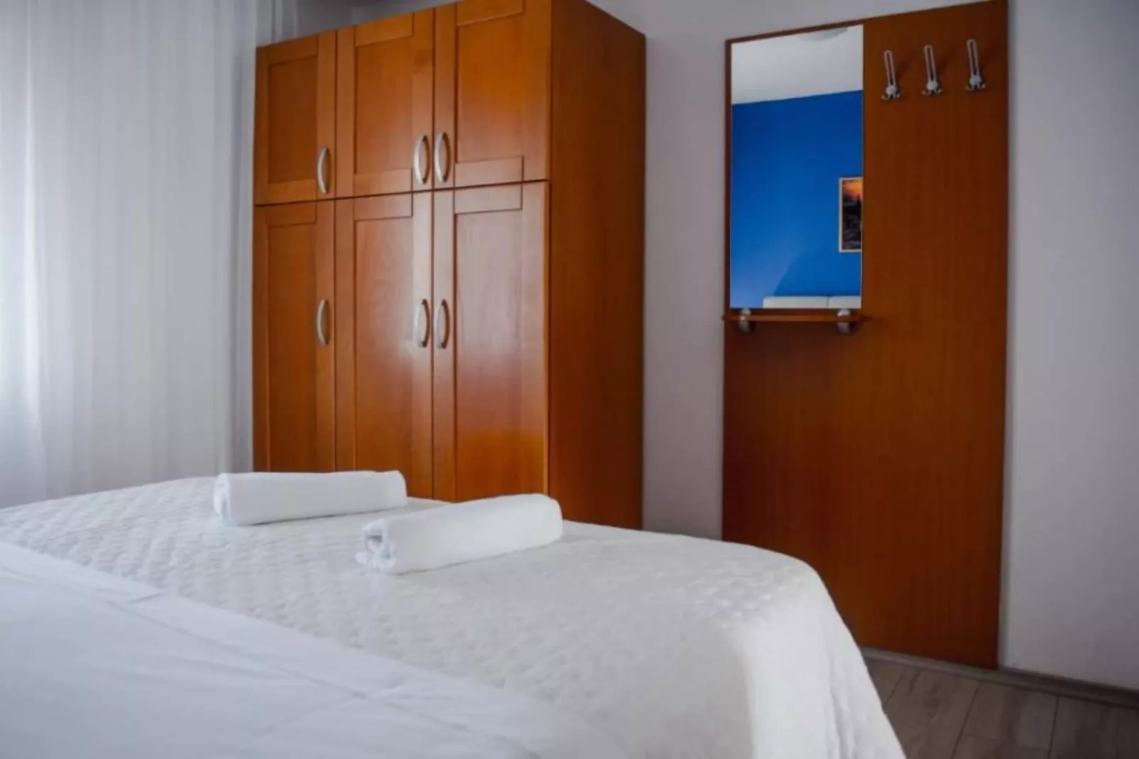 One Bedroom Apartment with sea wiev  4