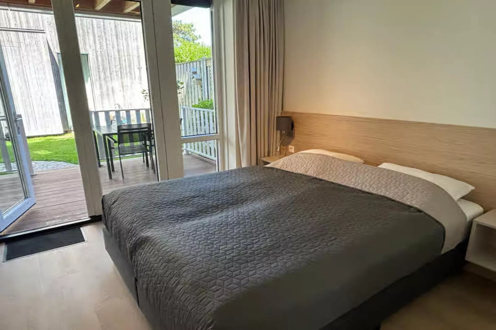 Plein 40 Lodge 10 - New