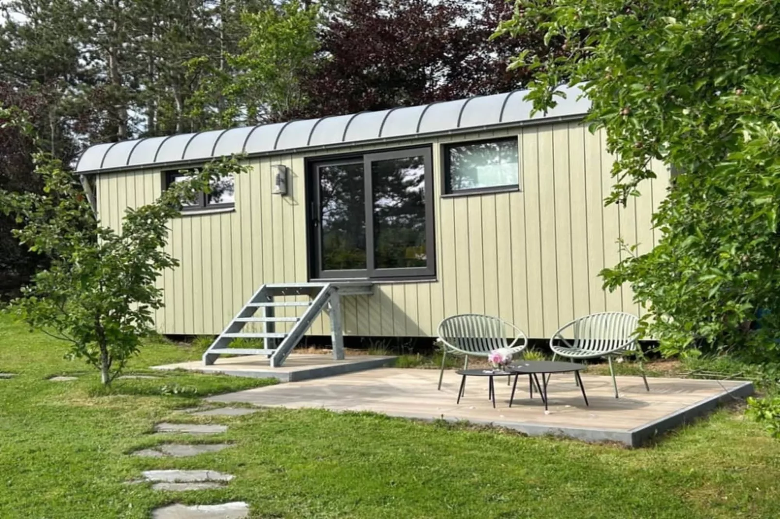 Pine Tree Tiny Cottage