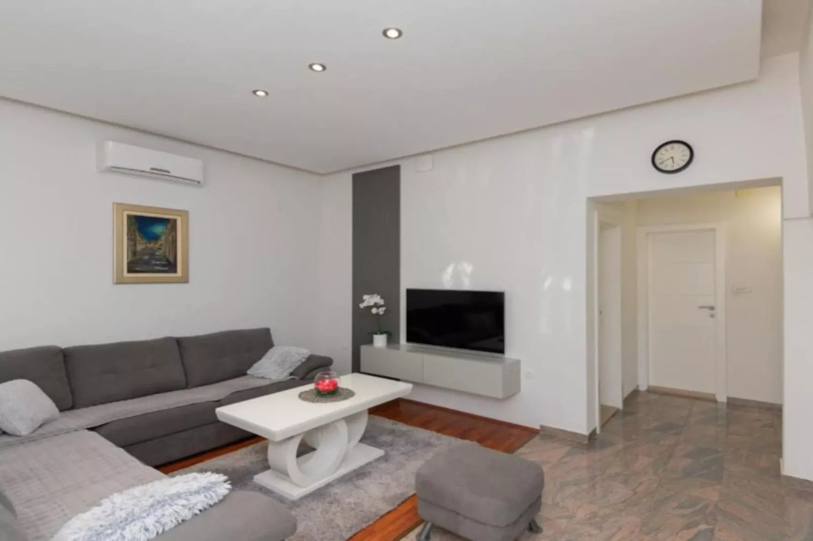 Beautiful Haven Villas - Villa Ante with Outdoor Pool