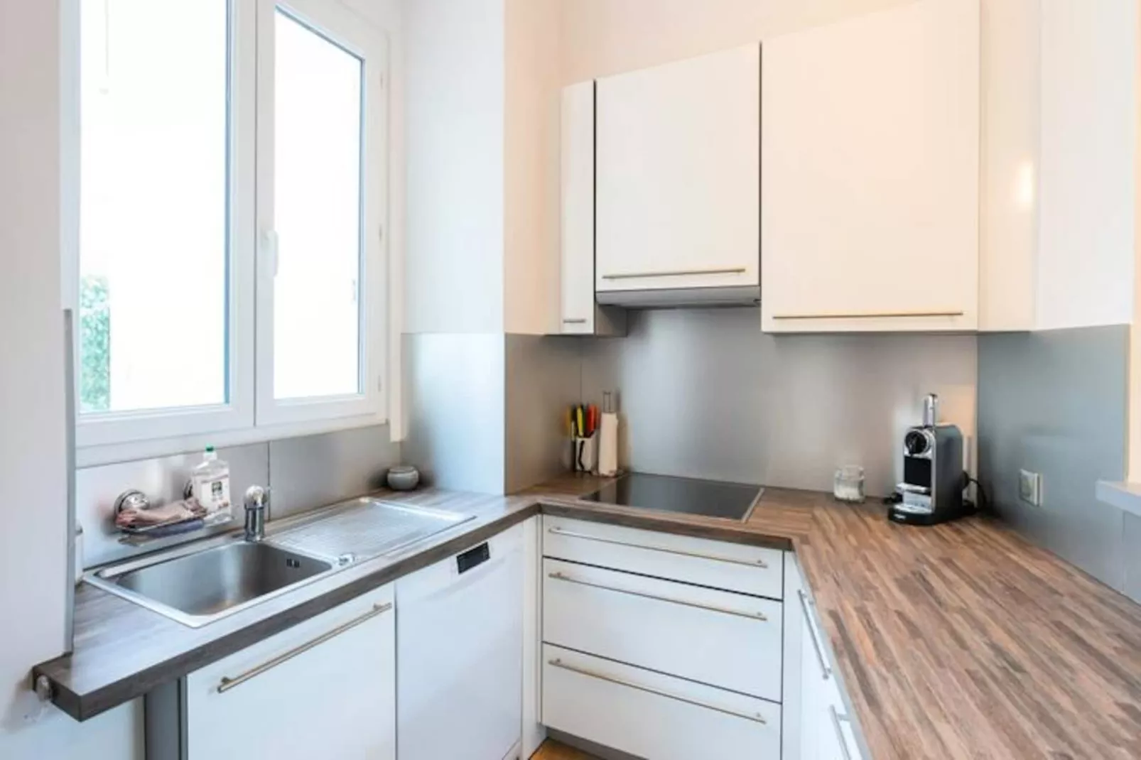 Résidence 3p Moderne Avec Terrasse En Plein Coeur De Cannes