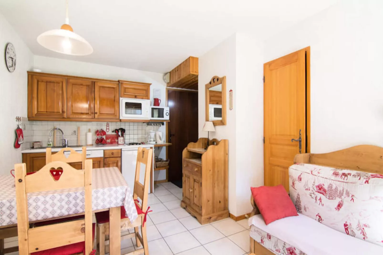 Chalet De Tigny Clematite