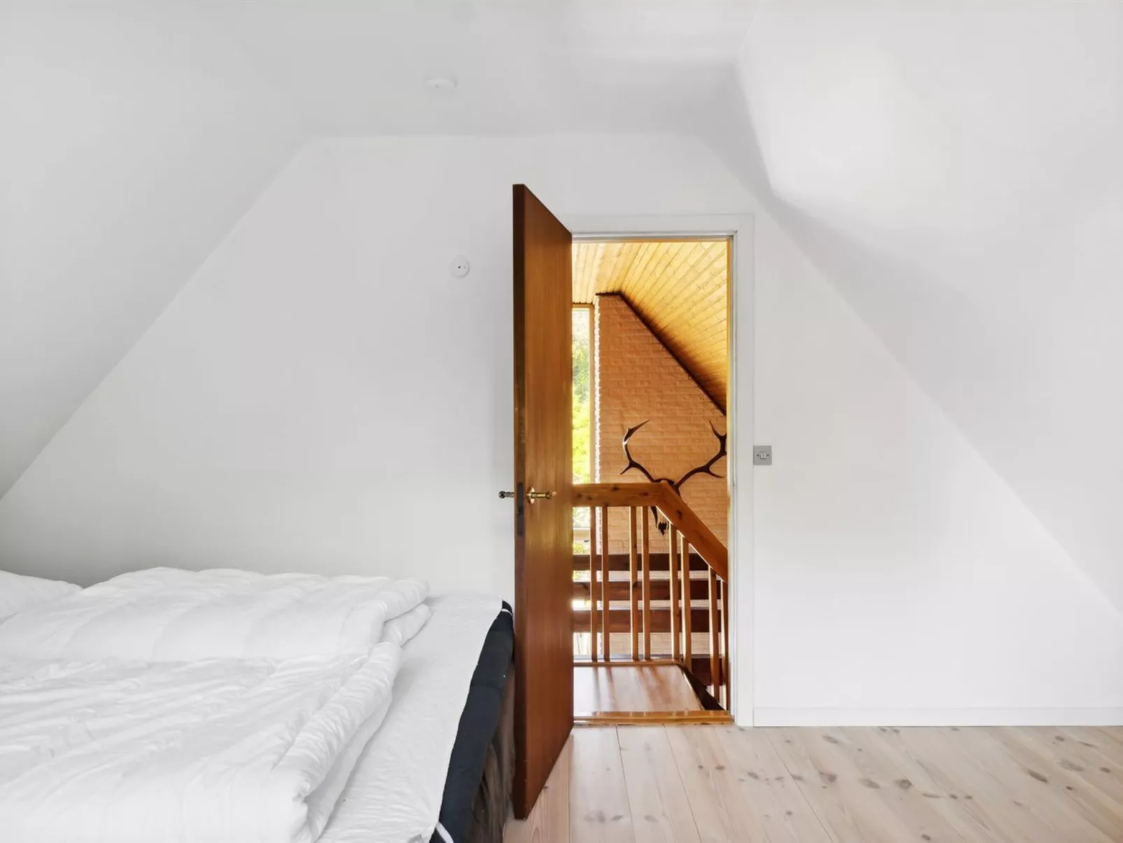 "Anssi" - 300m from the sea-Binnen