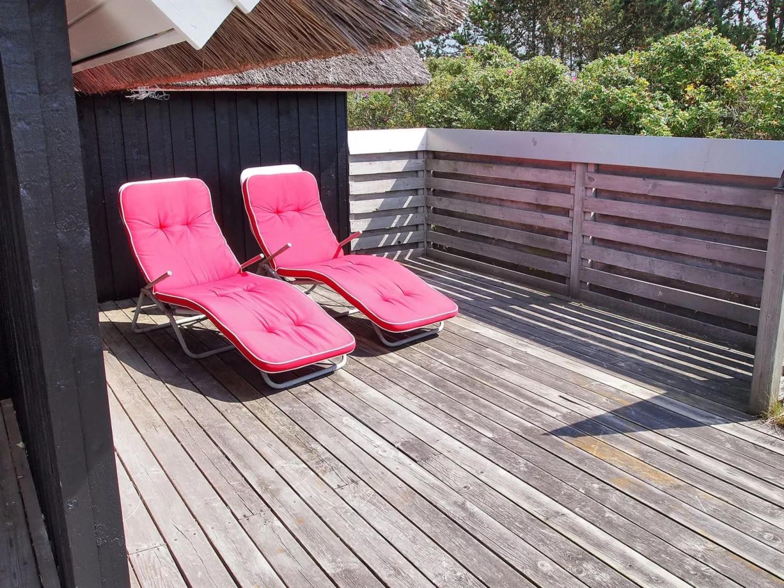 "Annli" - 1.5km from the sea-Buiten