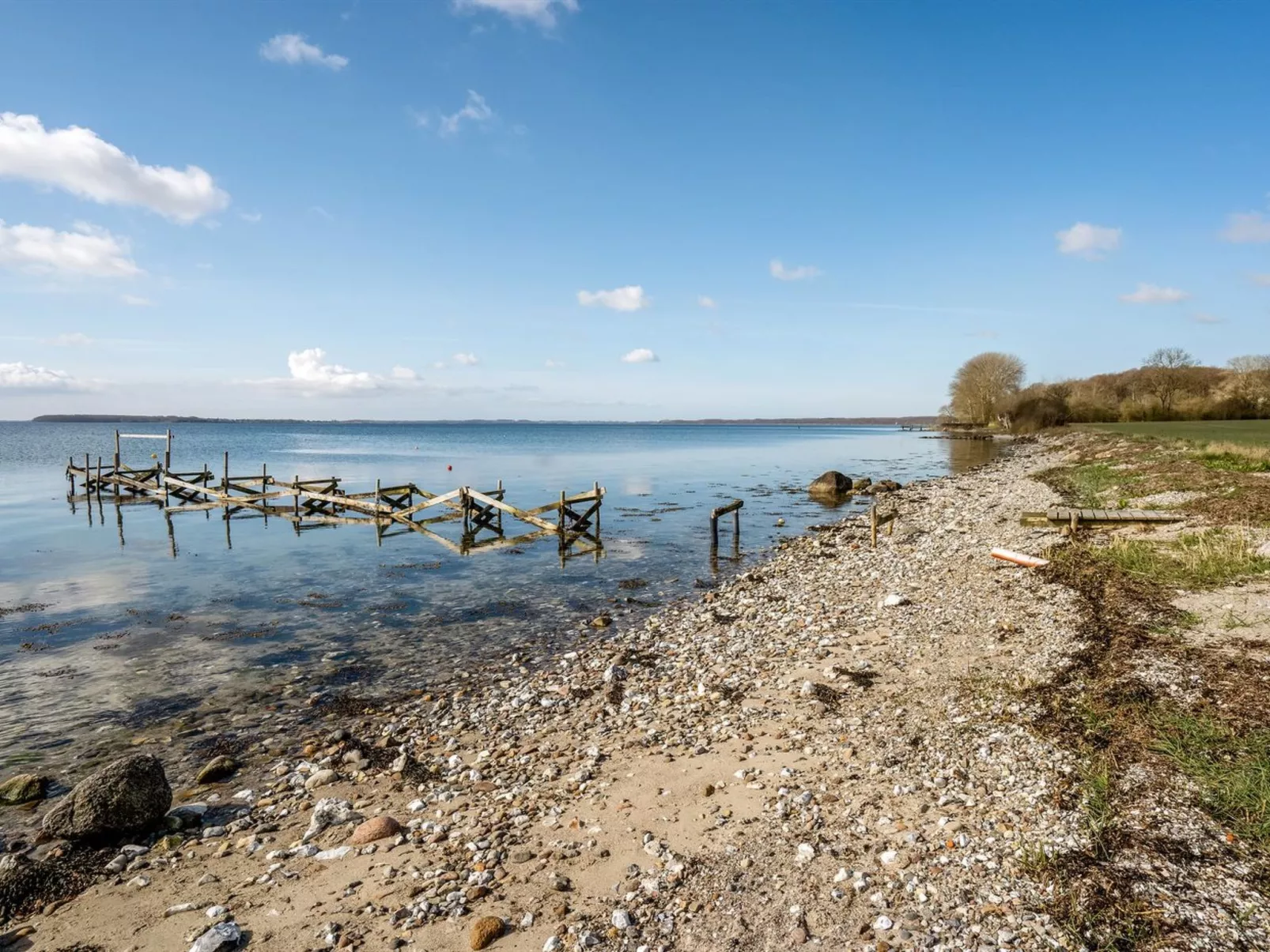 "Loella" - 35m from the sea-Buiten