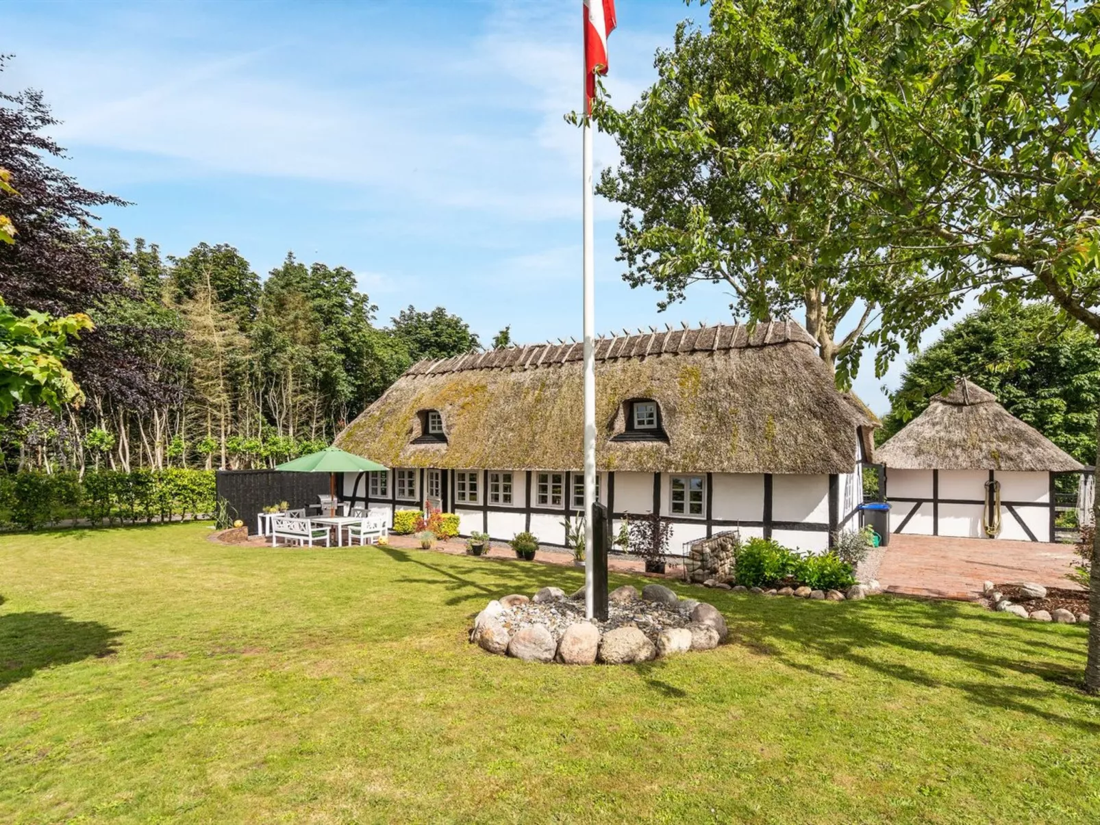 "Maileen" - 2.1km to the fjord-Buiten