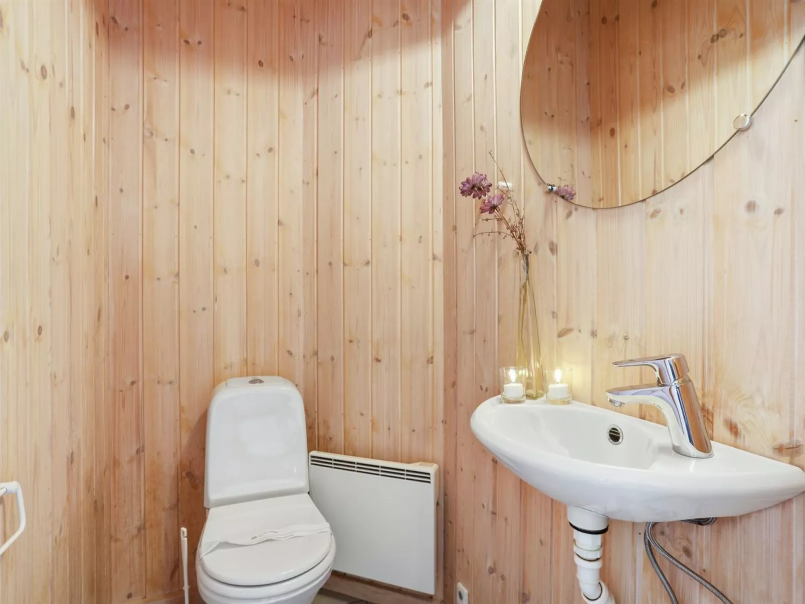 "Sakarias" - 800m from the sea-Binnen