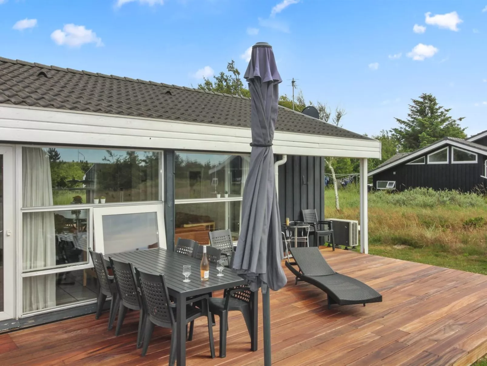 "Ilmo" - 950m from the sea-Buiten