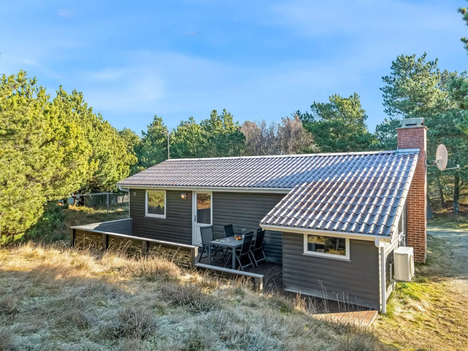 "Jula" - 800m from the sea-Buiten