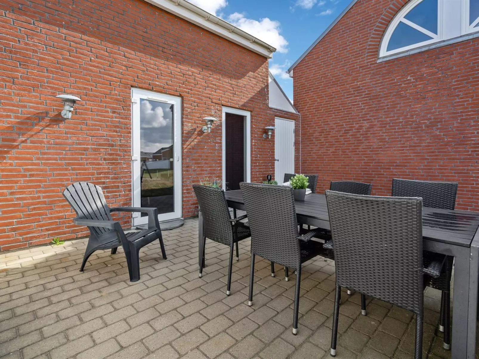 "Iffuer" - 2.3km from the sea-Buiten