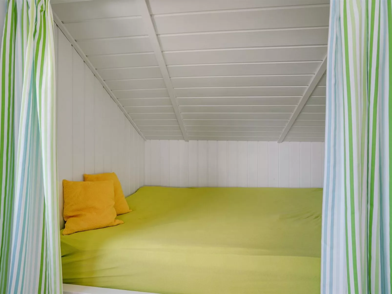 "Freek" - 400m from the sea-Binnen