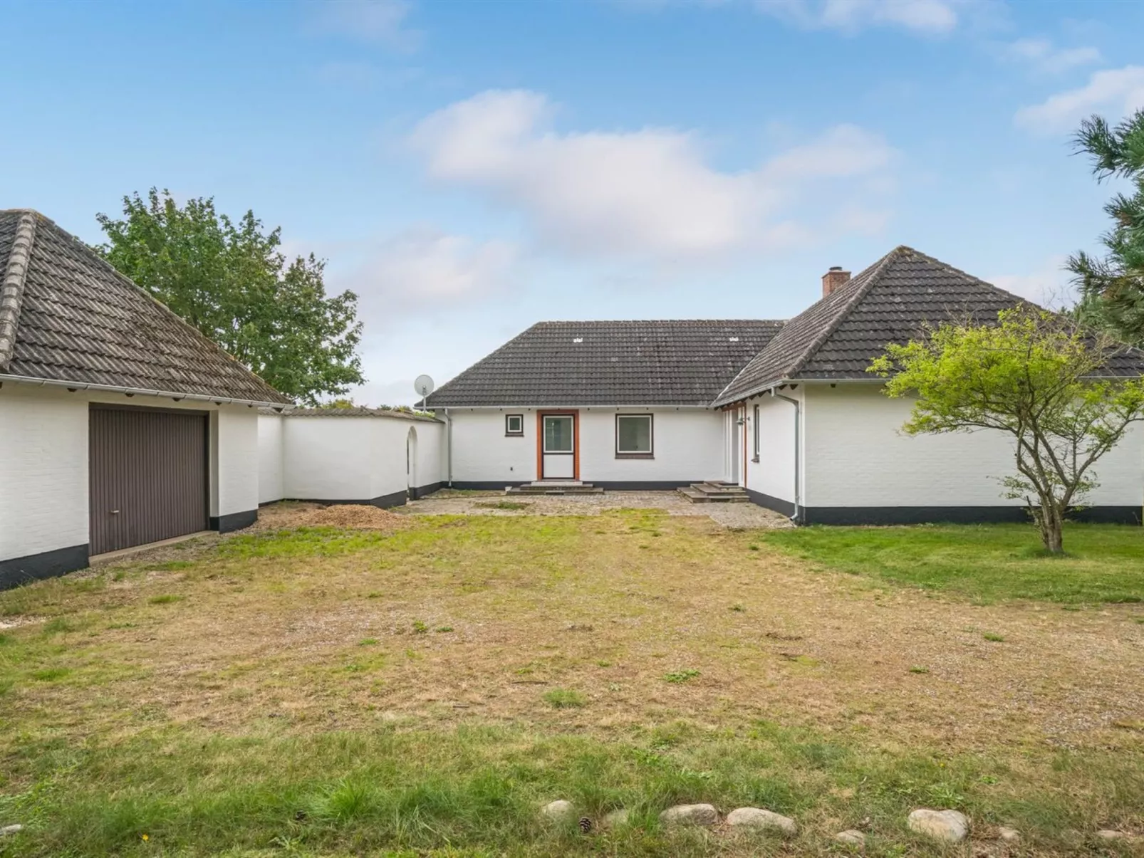 "Solmaz" - 3.5km from the sea-Buiten