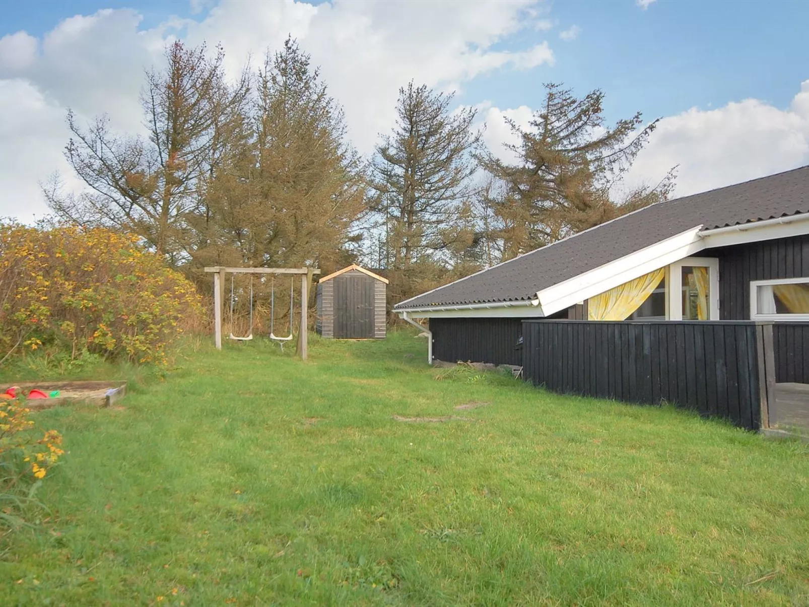 "Gesine" - 900m from the sea-Buiten