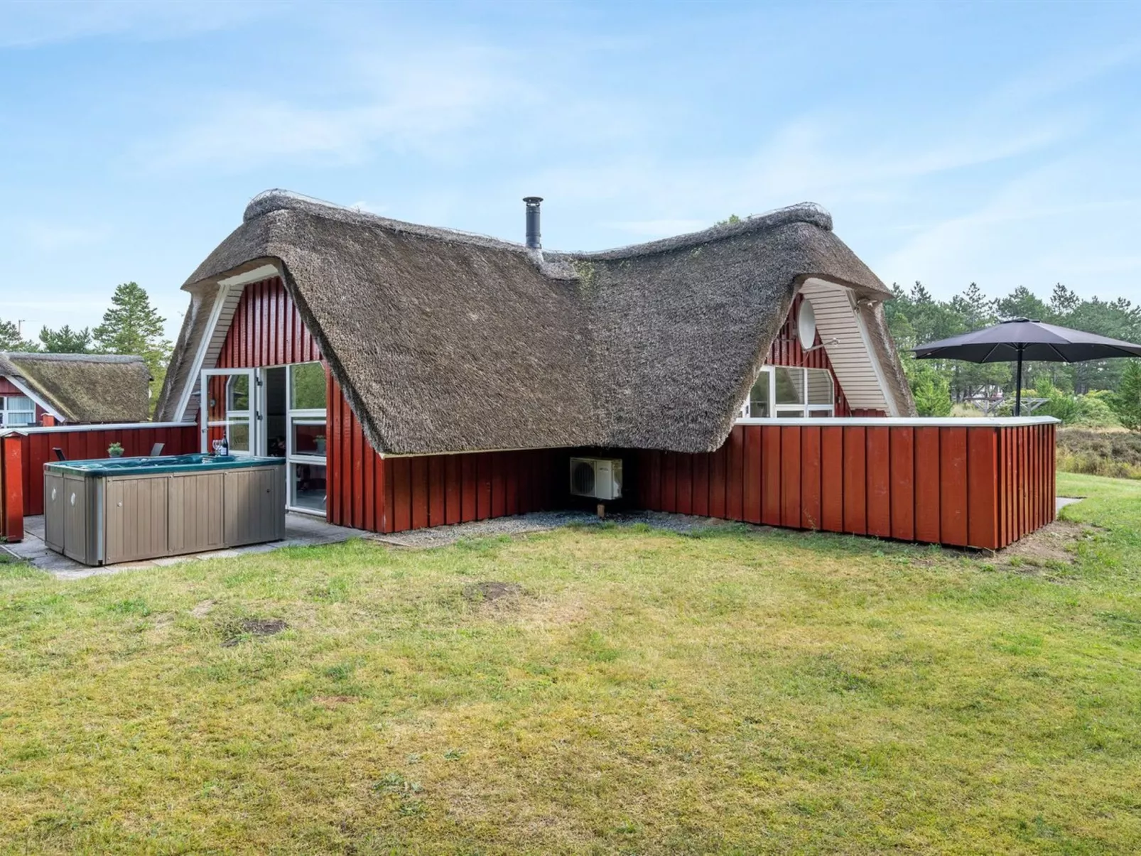 "Gunlög" - 3.1km from the sea-Buiten