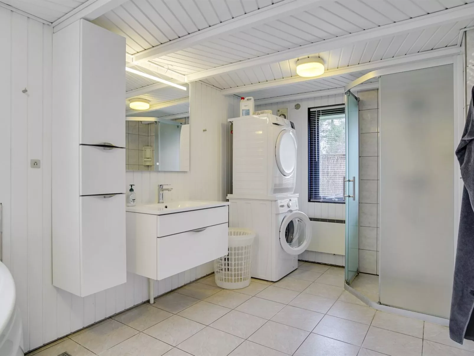 "Aimi" - 270m from the sea-Binnen