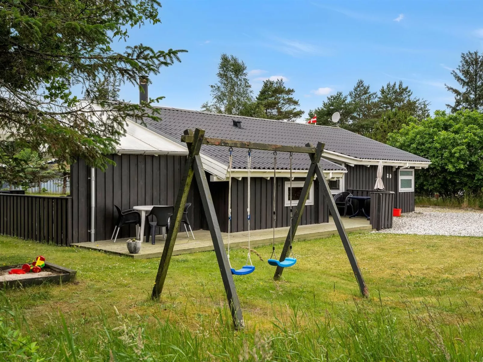 "Gjorgjija" -  from the sea-Buiten