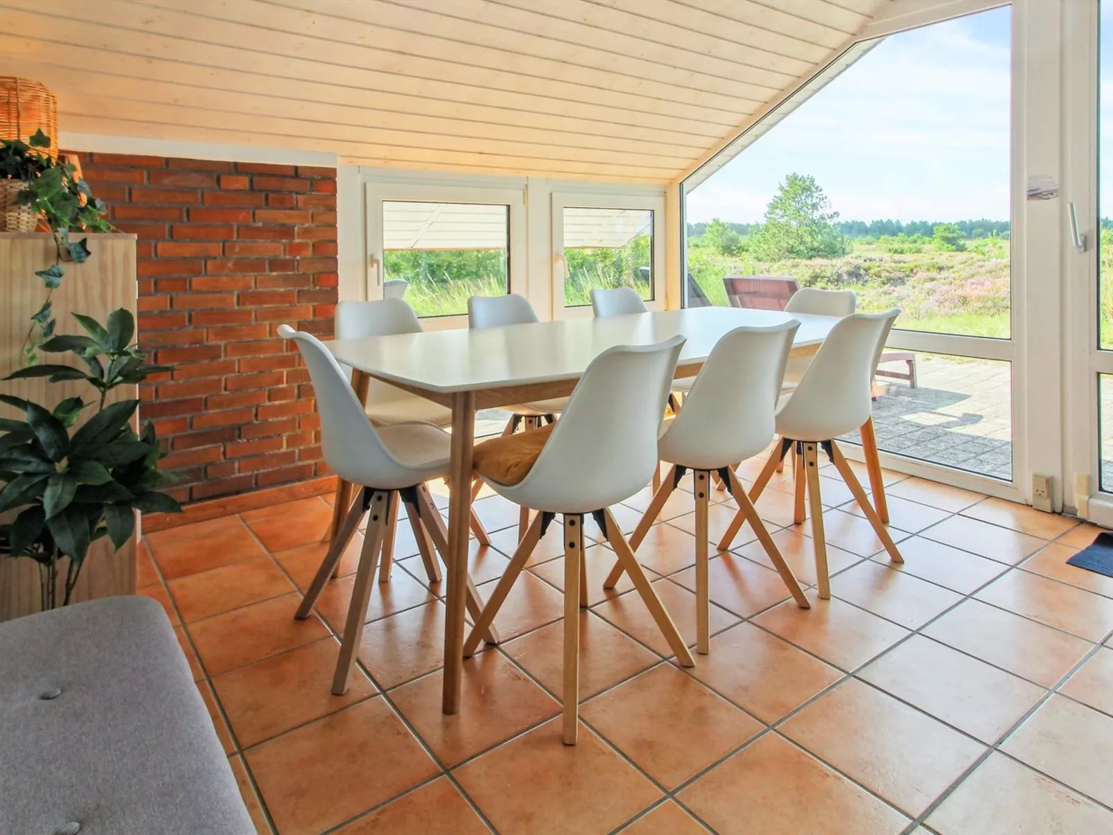 "Alfwin" - 3km from the sea-Binnen