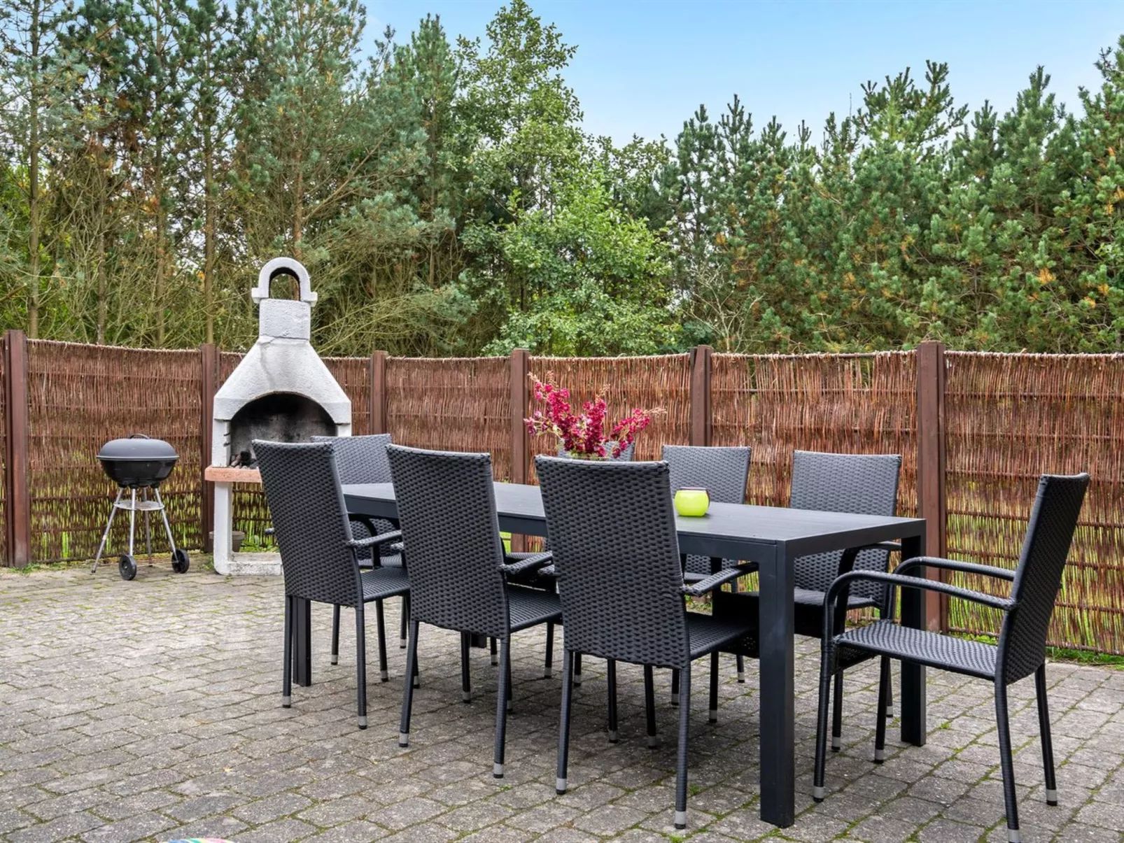 "Elika" - 900m to the fjord-Buiten