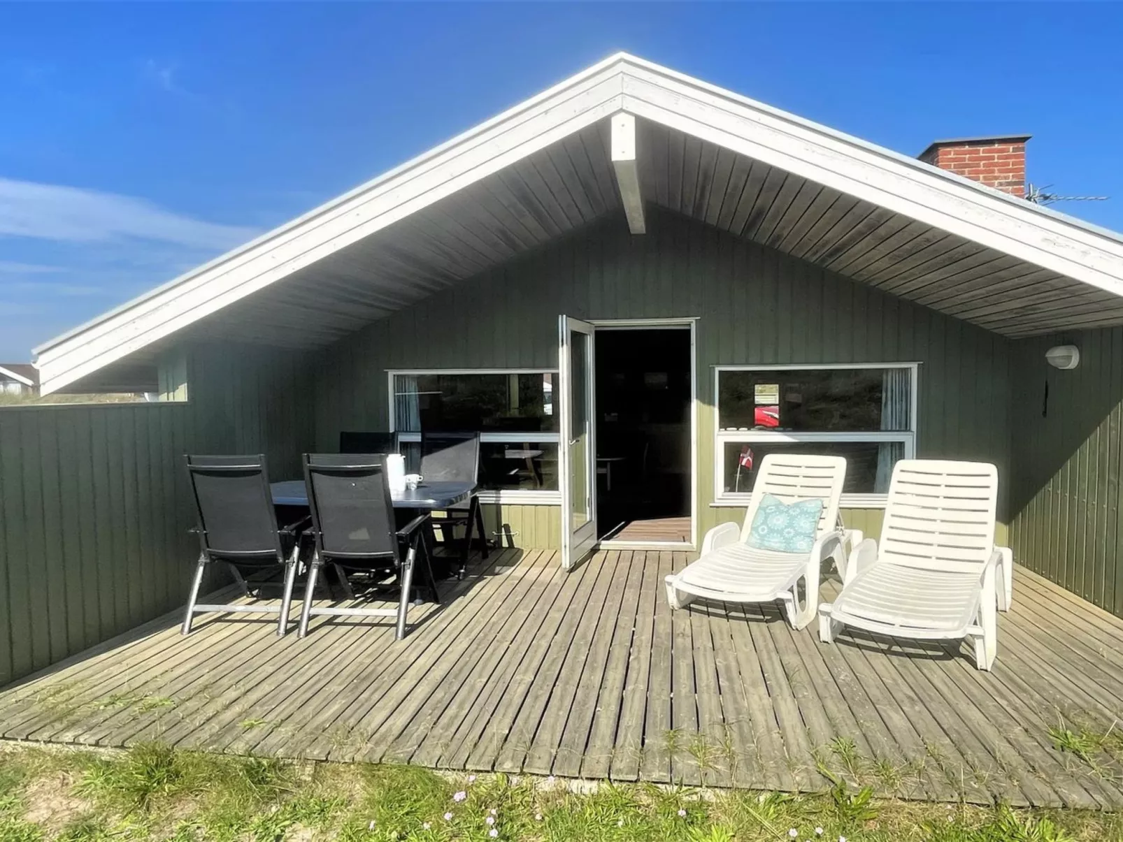 "Juha" -  from the sea-Buiten