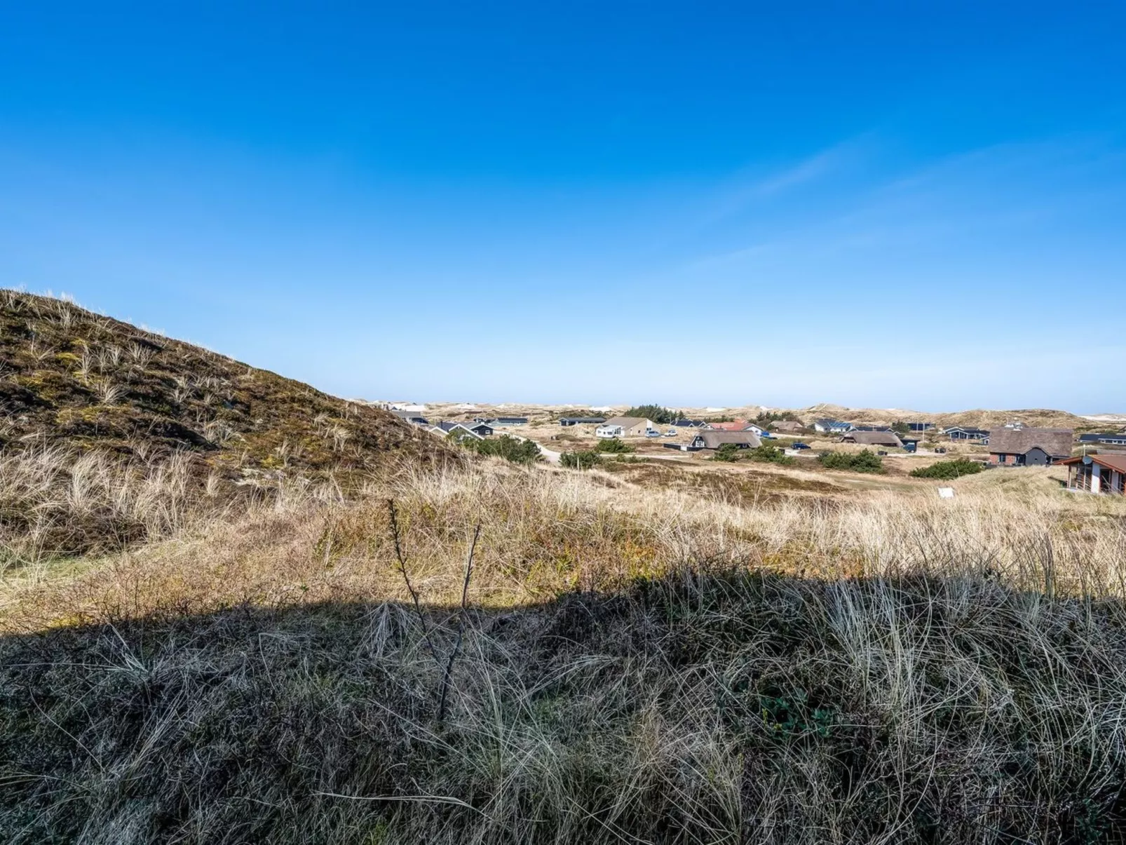 "Vina" - 200m to the fjord-Buiten