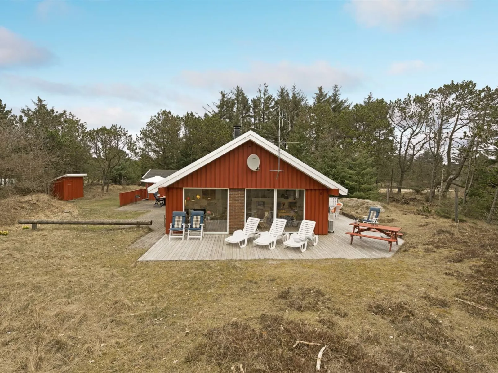 "Tove" - 1.5km from the sea-Buiten