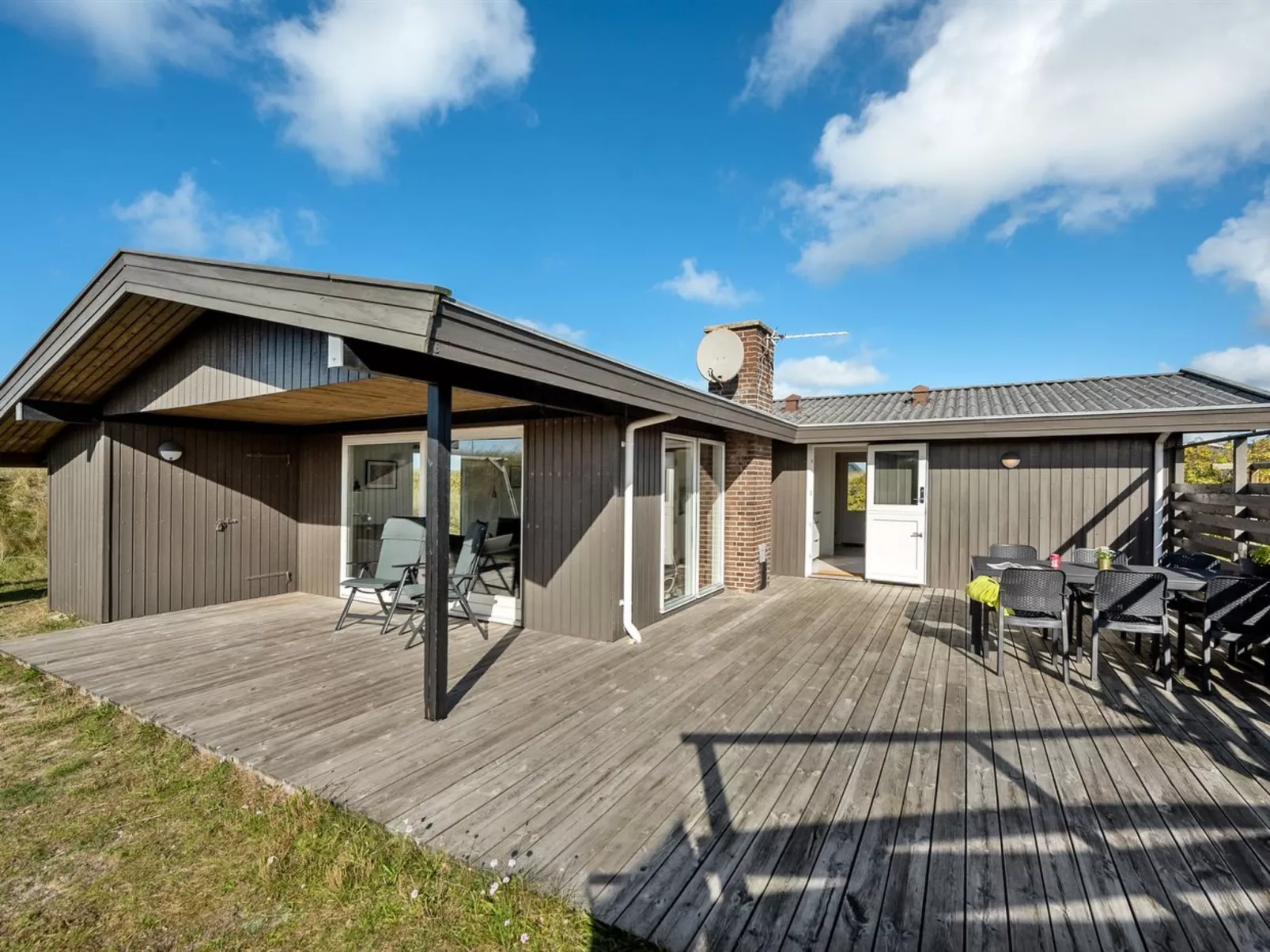 "Aiske" -  from the sea-Buiten