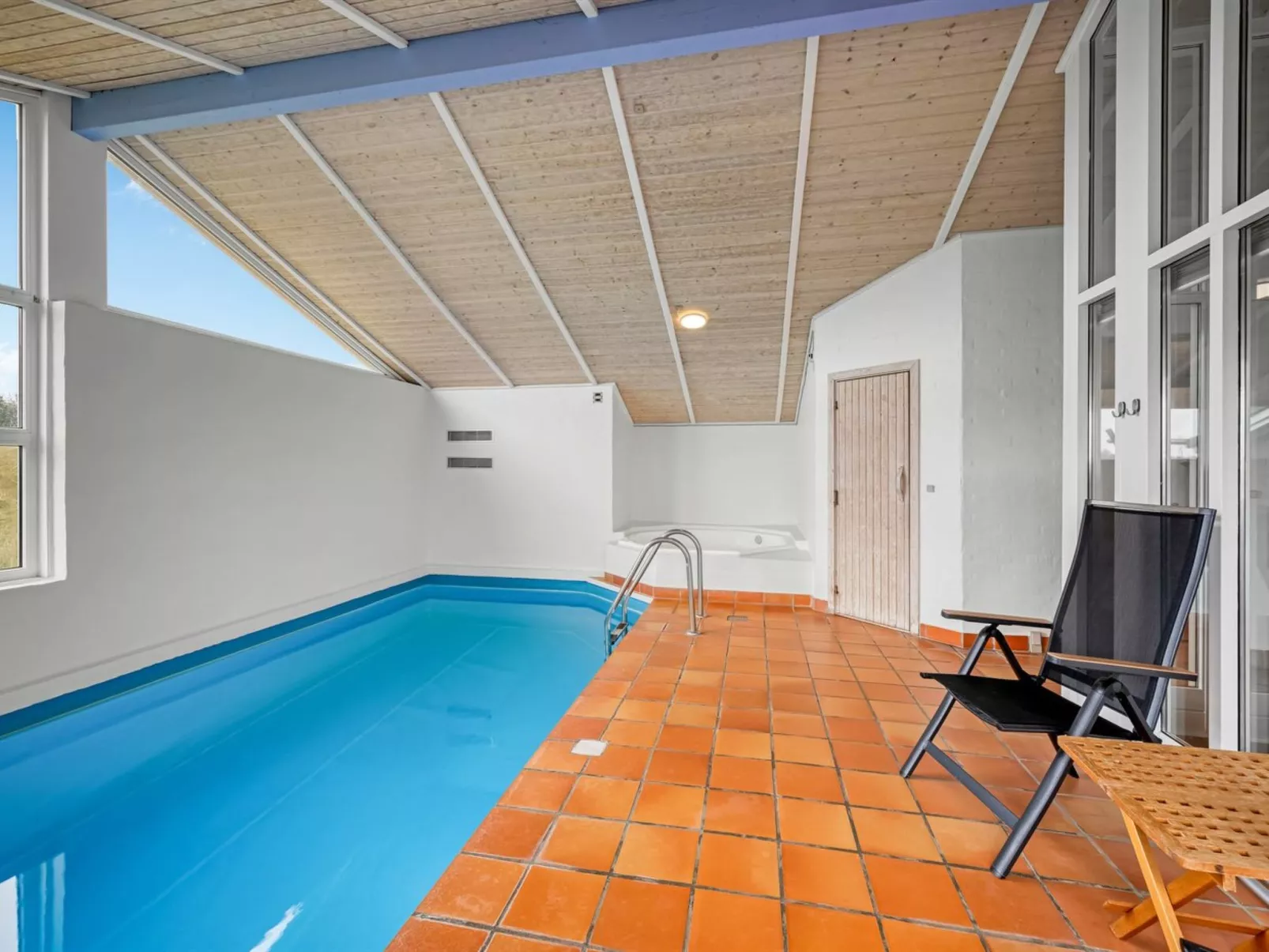 "Petkana" - 700m from the sea-Buiten