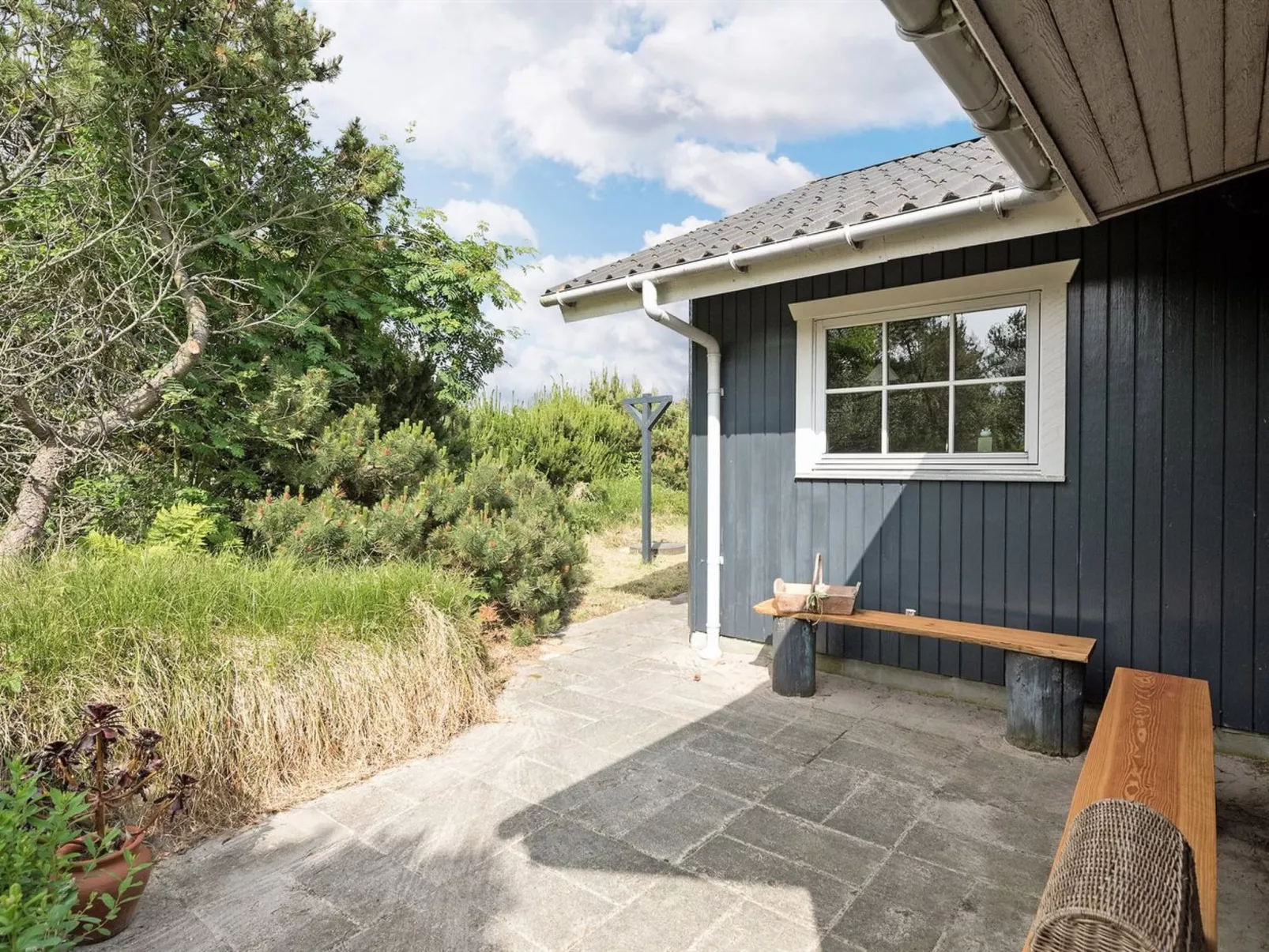 "Dines" - 1km from the sea-Buiten