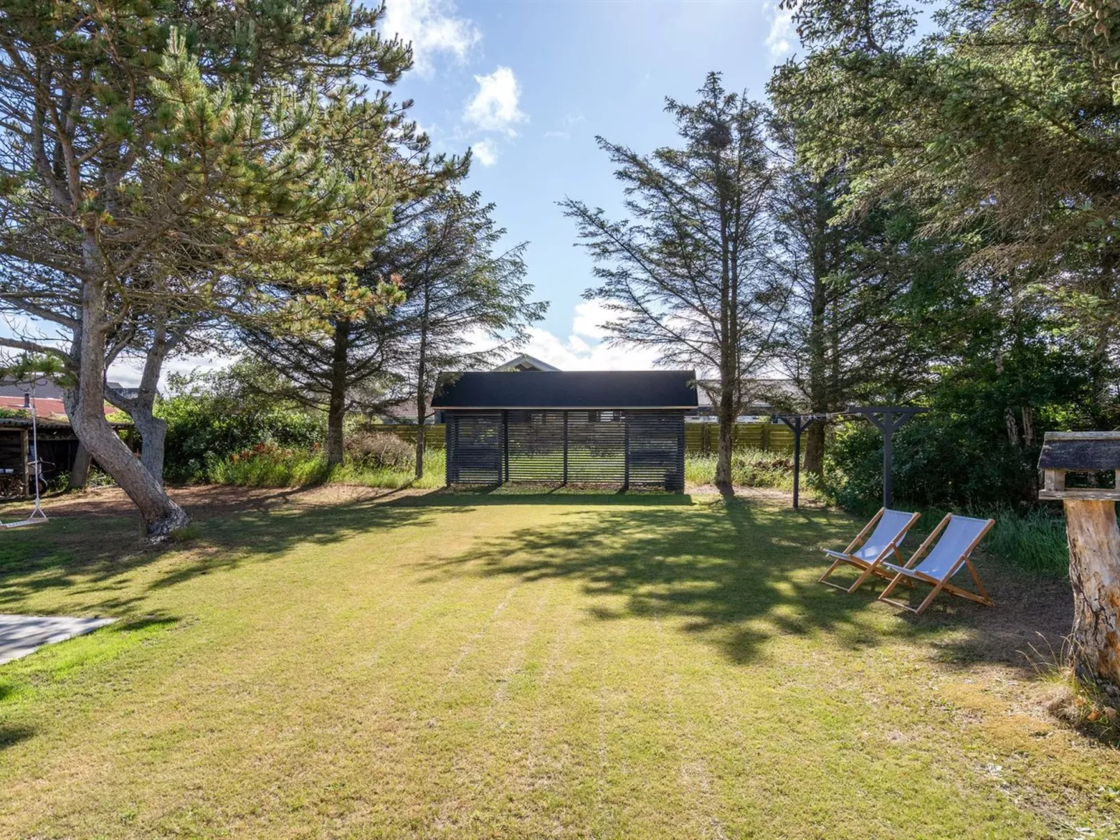 "Shiva" - 300m from the sea-Buiten