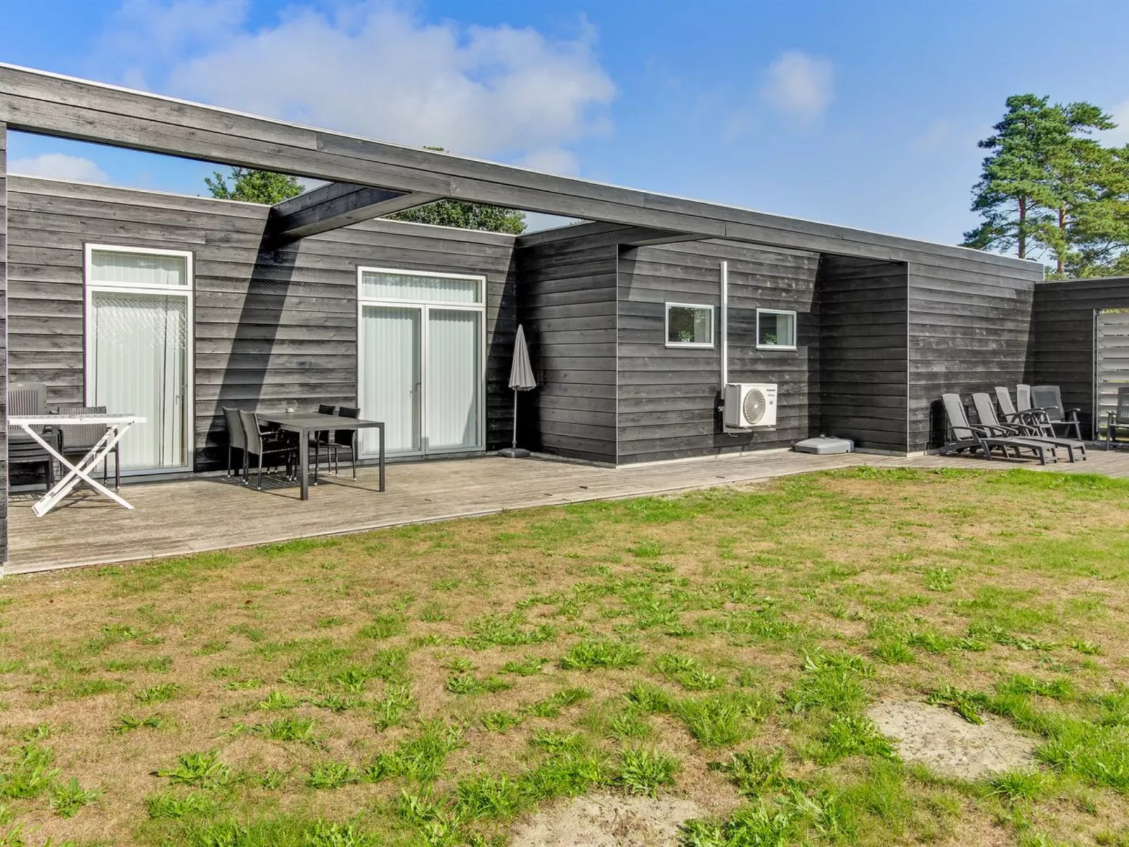 "Edda" - 400m from the sea-Buiten