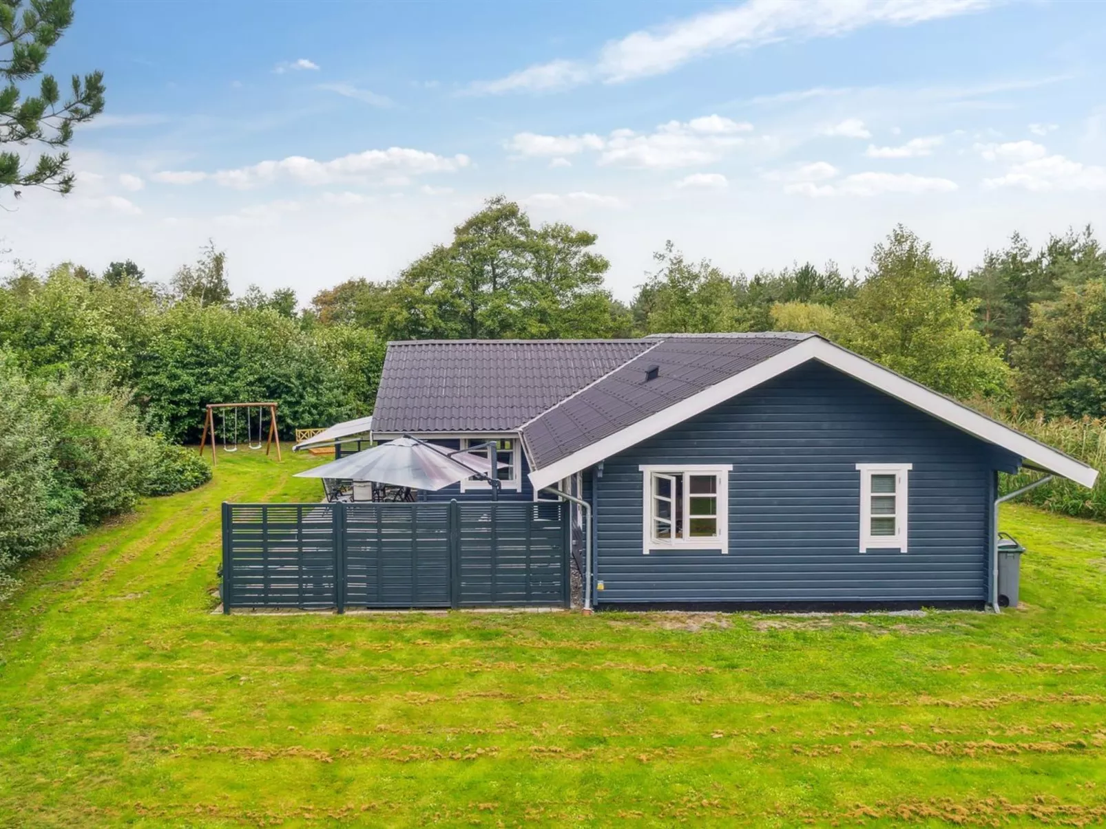 "Aldis" - 300m from the sea-Buiten