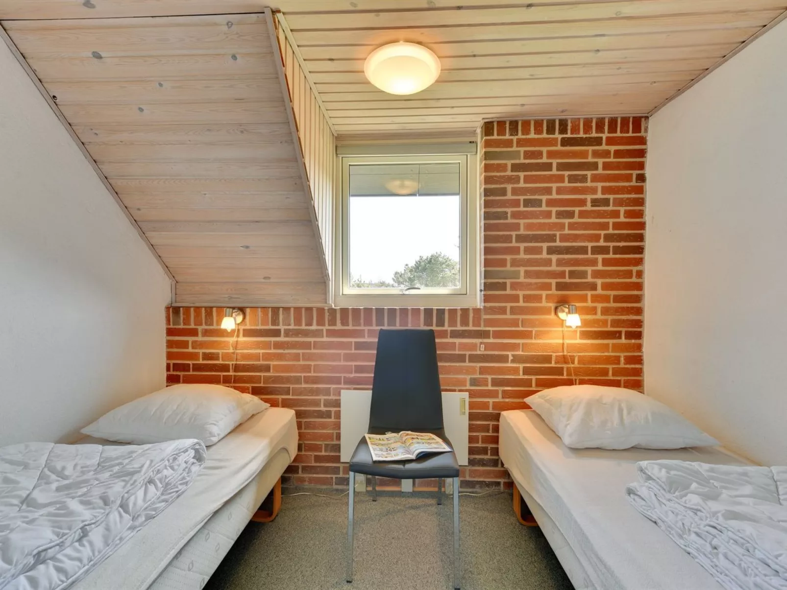 "Wulfhild" - 800m from the sea-Binnen