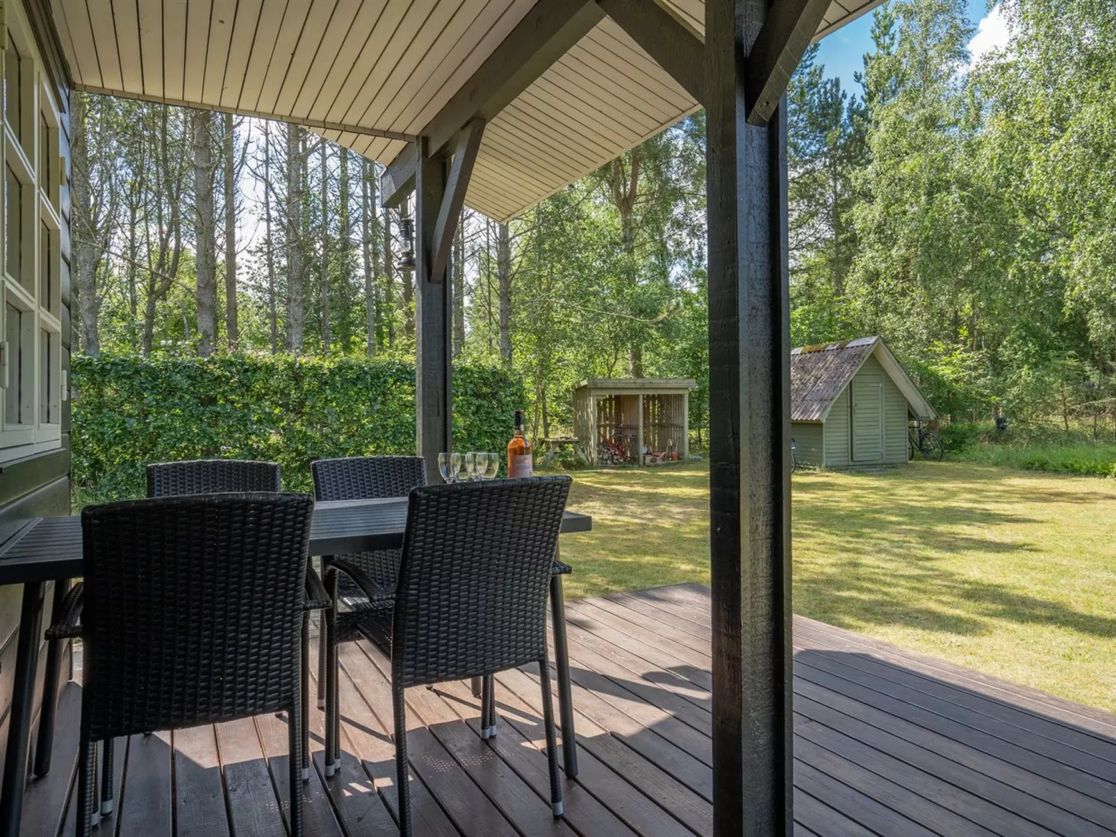 "Gizelle" - 1.5km from the sea-Buiten