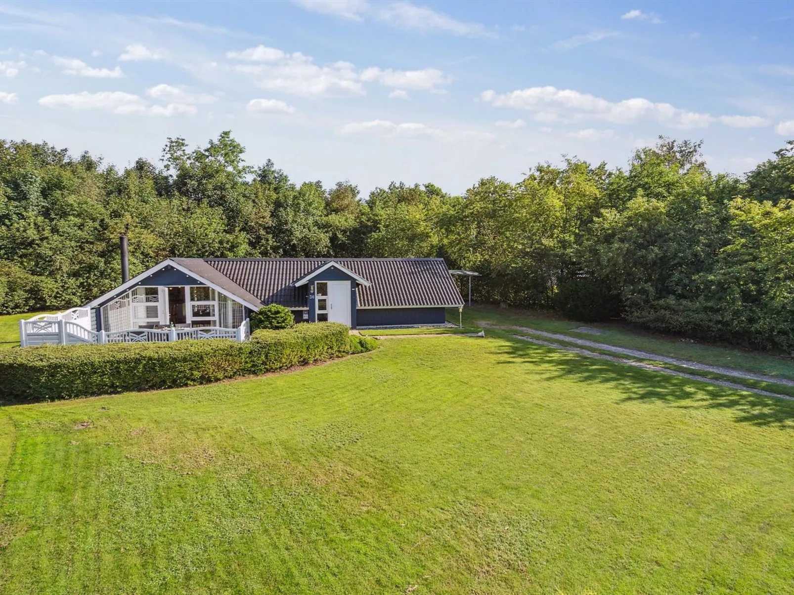 "Ines" - 25km from the sea-Buiten