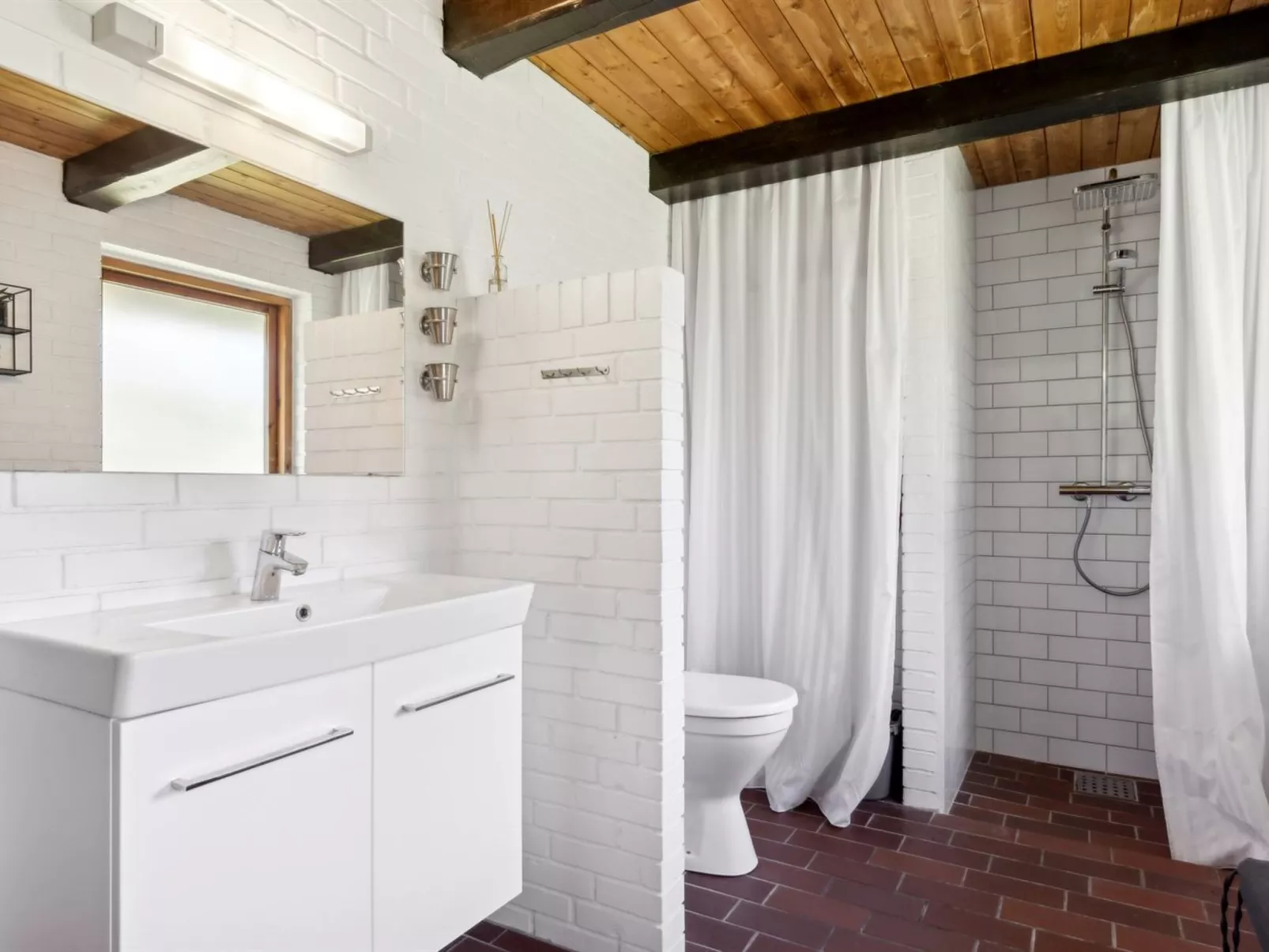 "Jorinde" - 2.8km from the sea-Binnen